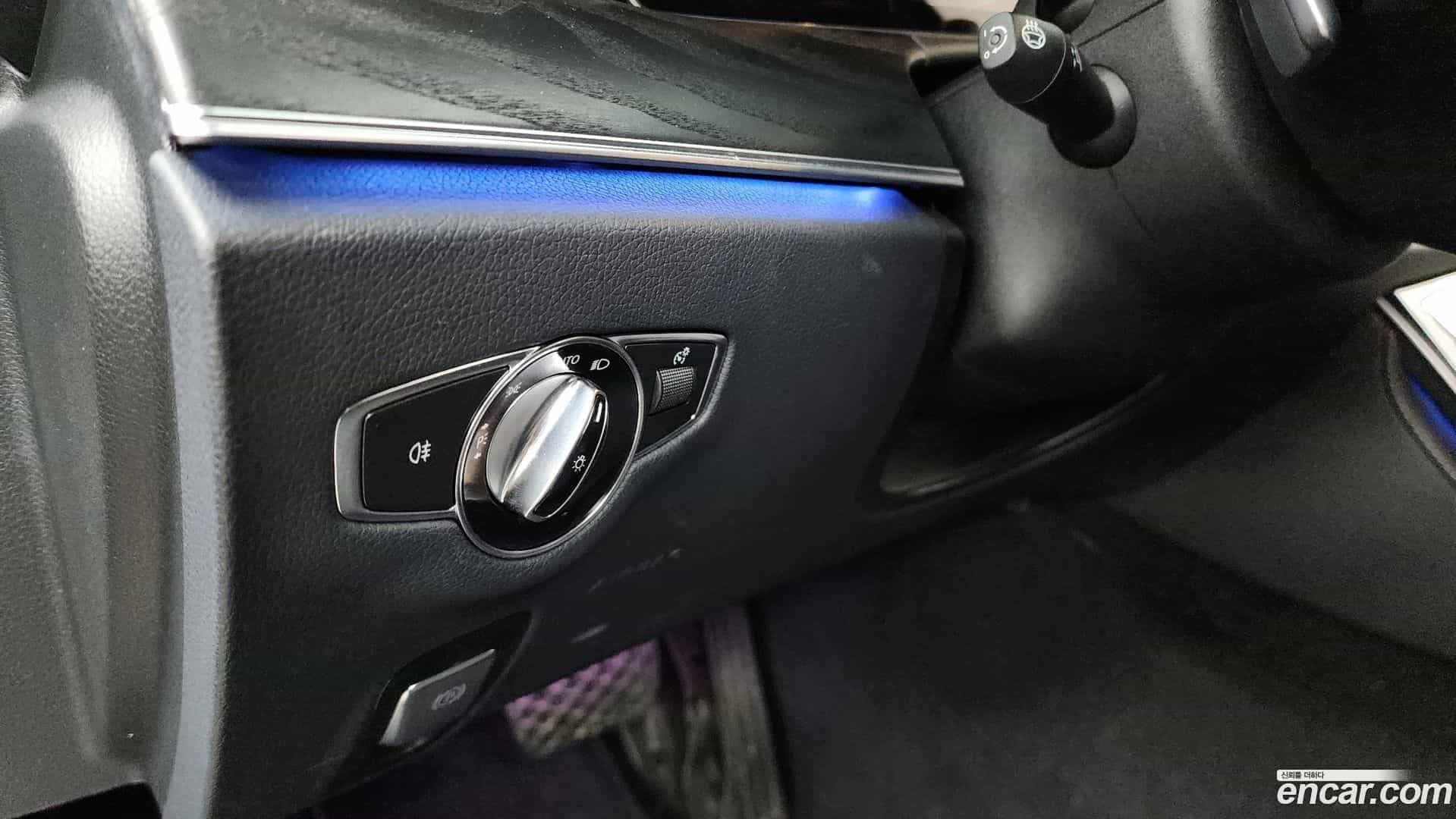 E-Class Mercedes-Benz 2023.8-OPTION-020