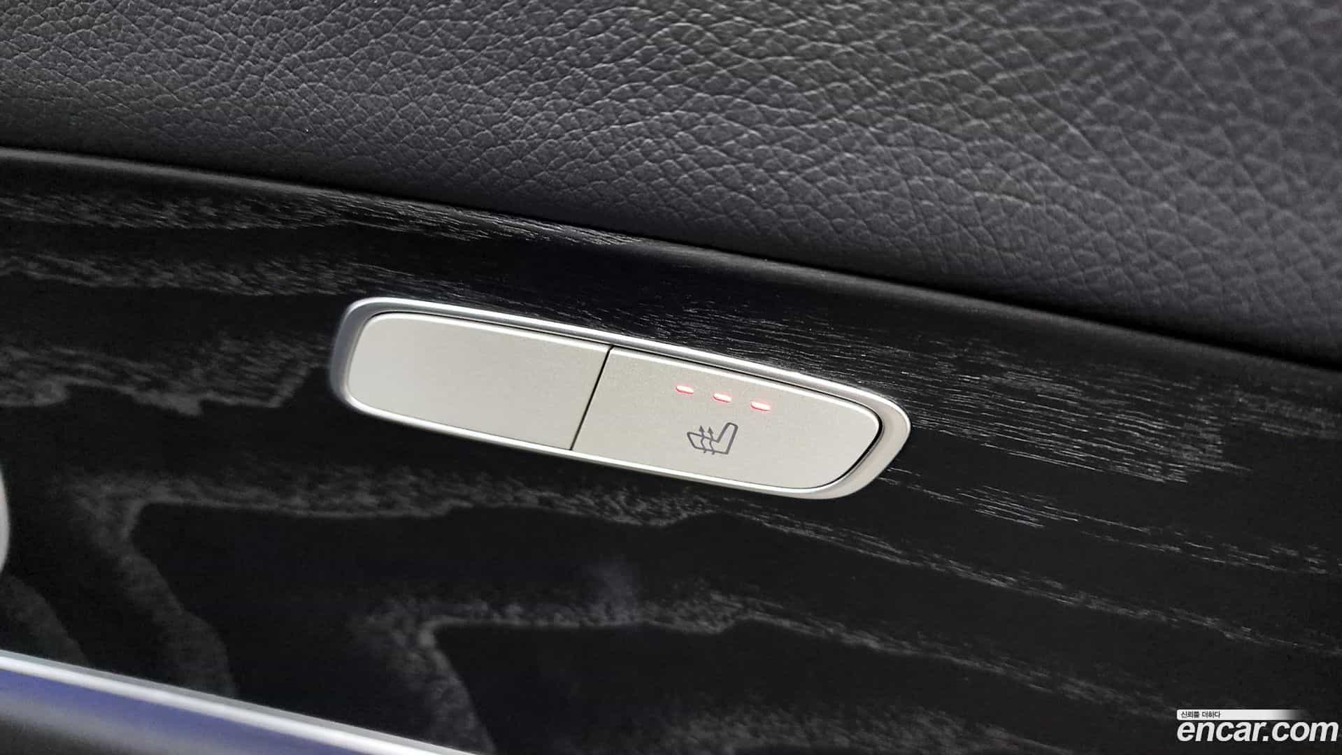 E-Class Mercedes-Benz 2023.8-OPTION-023