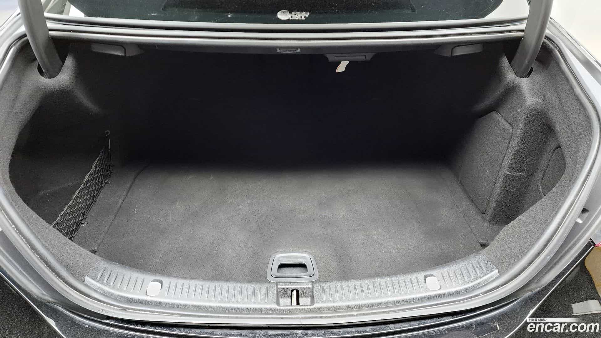 E-Class Mercedes-Benz 2023.8-OPTION-024