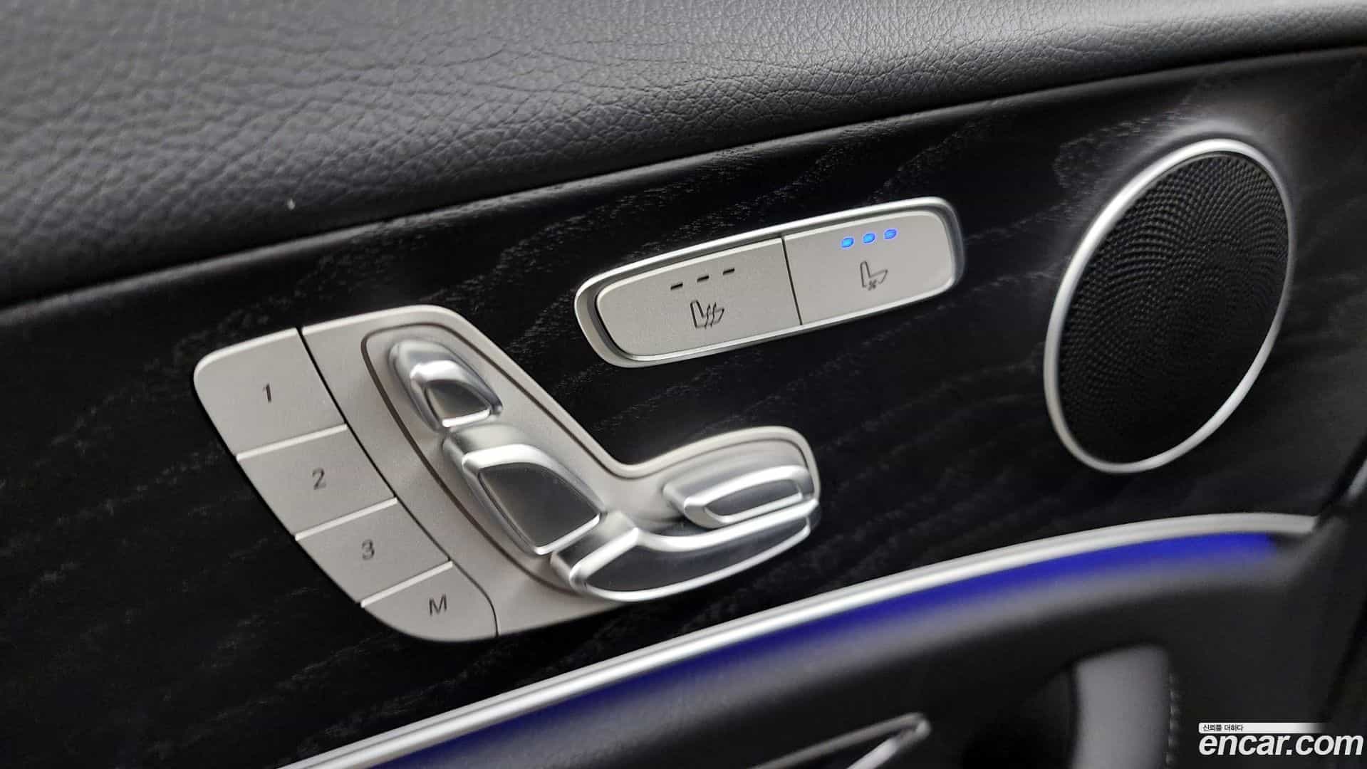 E-Class Mercedes-Benz 2023.8-OPTION-044