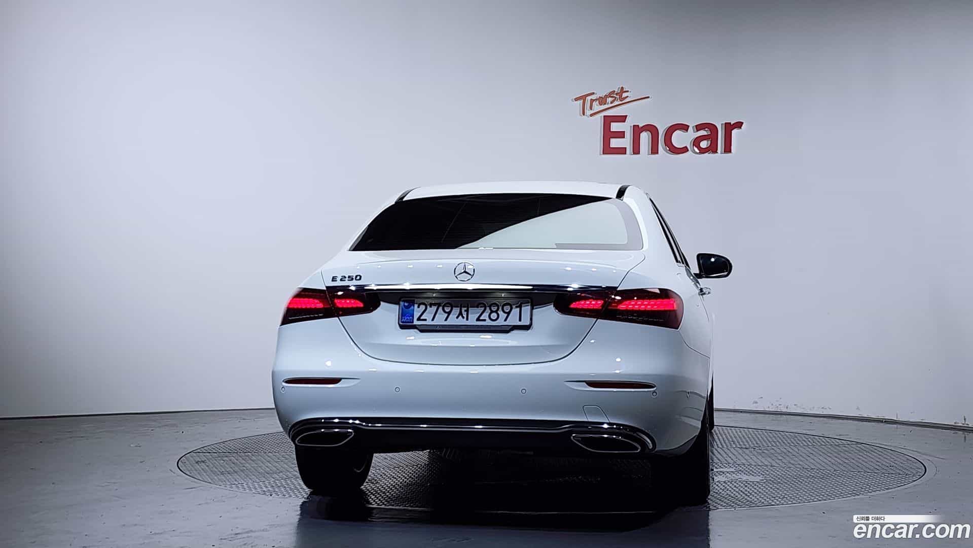E-Class Mercedes-Benz 2022.7-OUTER-004