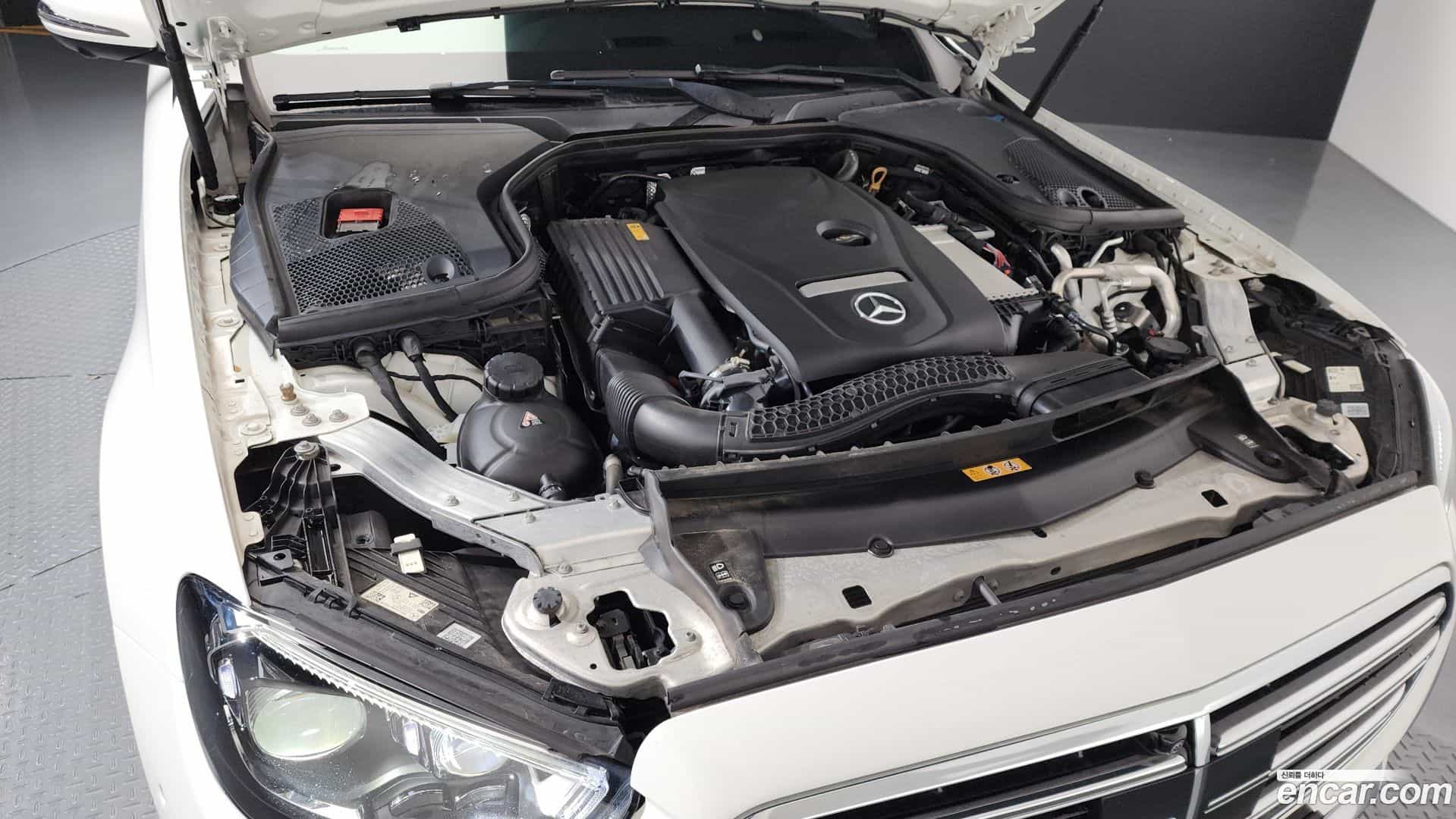 E-Class Mercedes-Benz 2022.7-OUTER-006