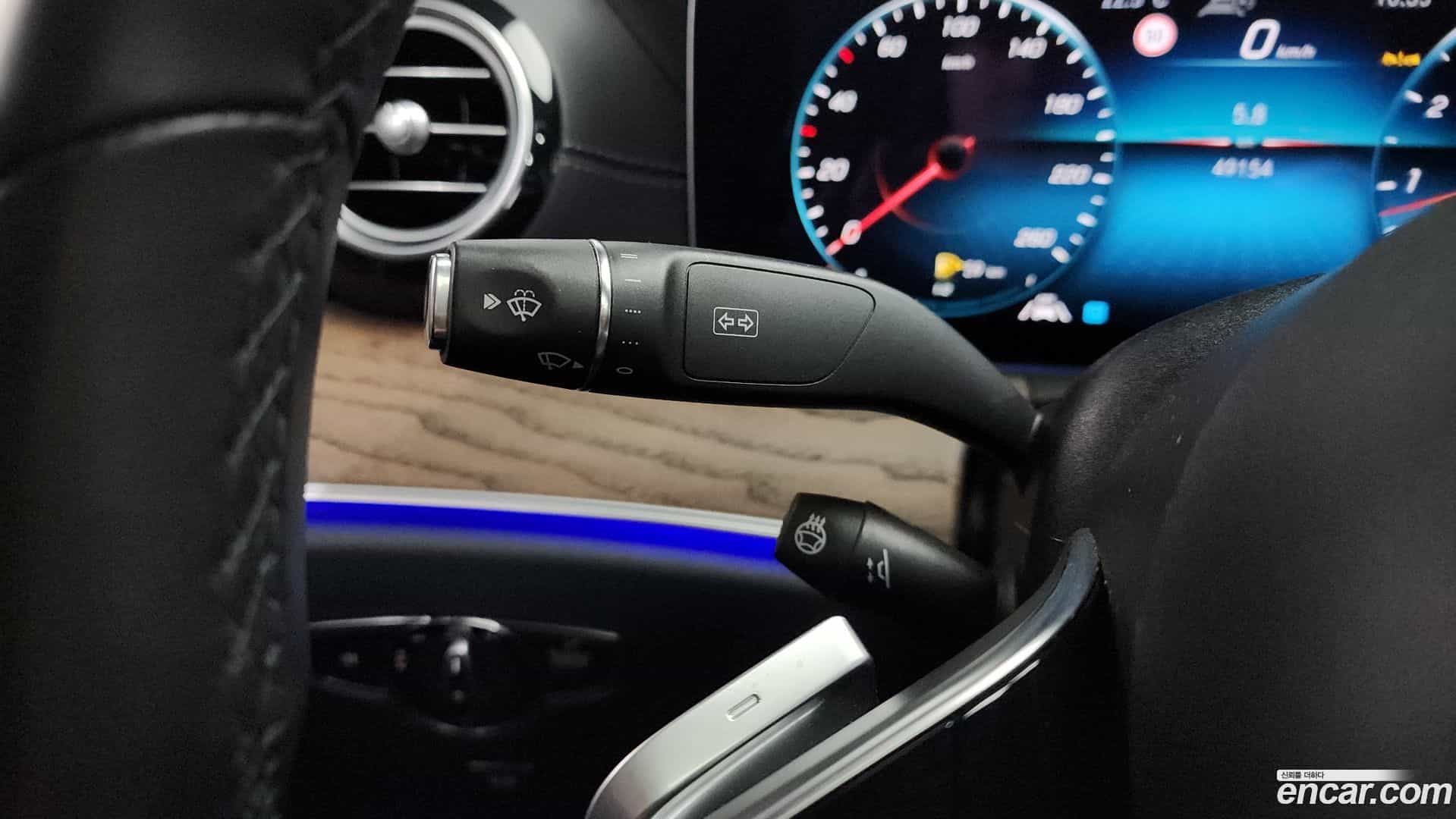 E-Class Mercedes-Benz 2022.7-OPTION-048
