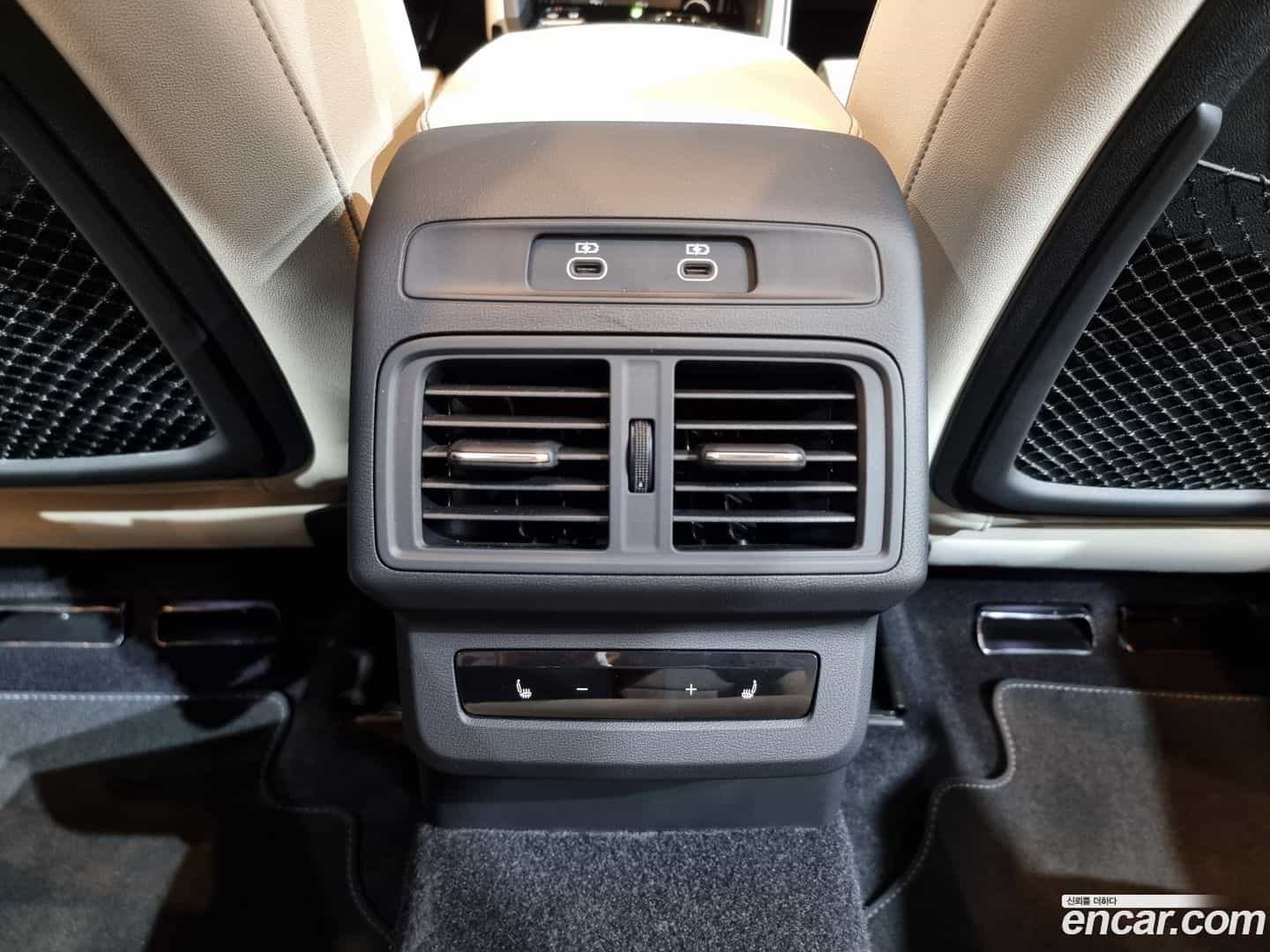 Q5 Audi 2025.9-OPTION-023
