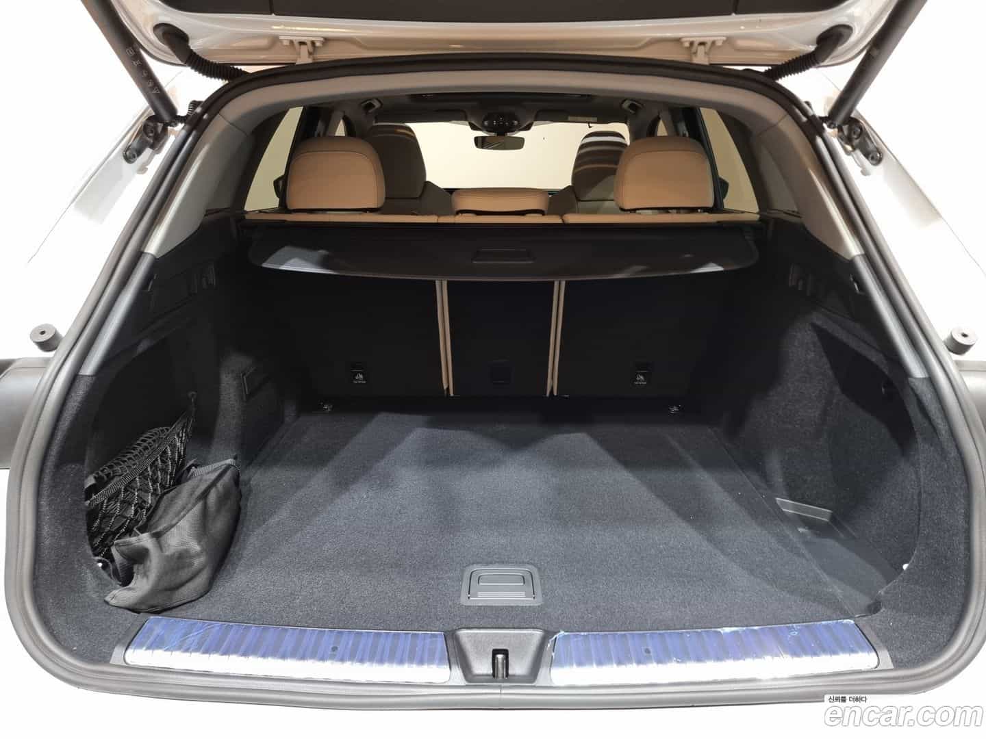 Q5 Audi 2025.9-OPTION-024