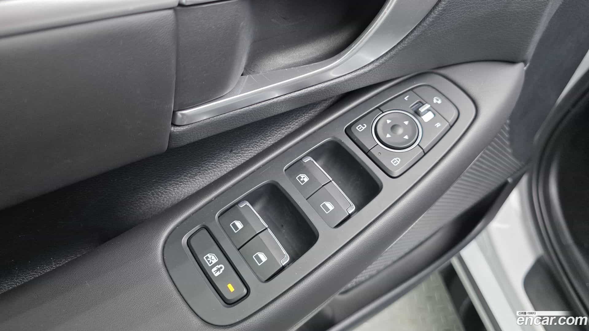 Sonata Hyundai 2022.6-OPTION-016