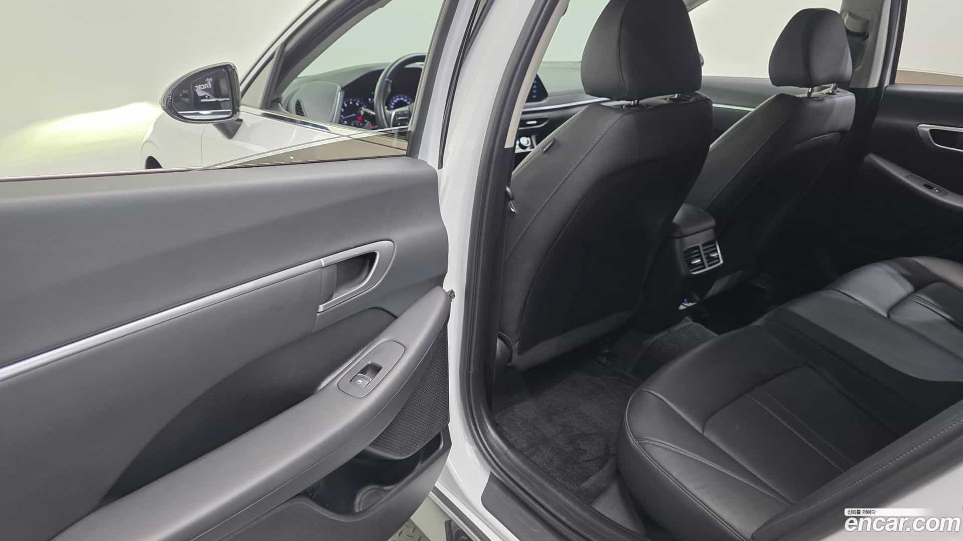 Sonata Hyundai 2022.6-OPTION-041