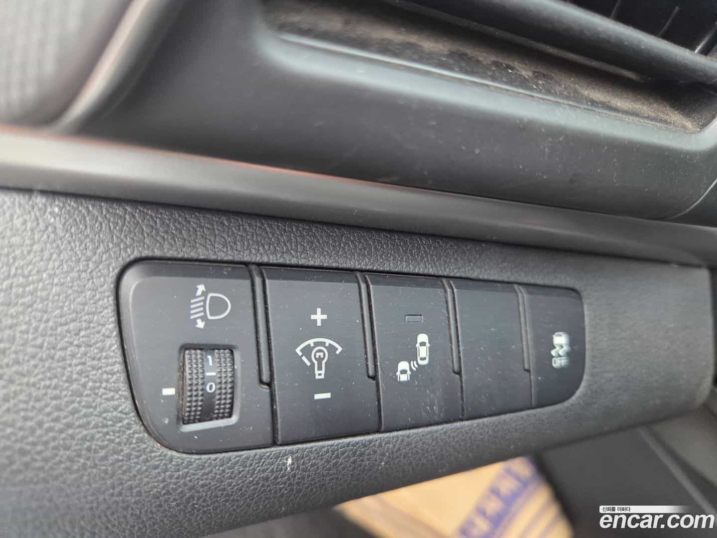 AVANTE Hyundai 2019.7-OPTION-018