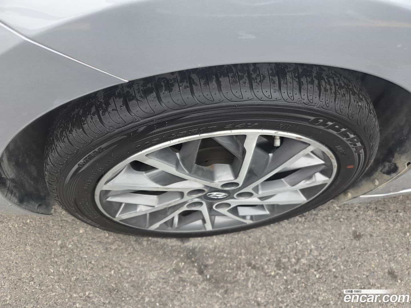 AVANTE Hyundai 2019.7-OPTION-021