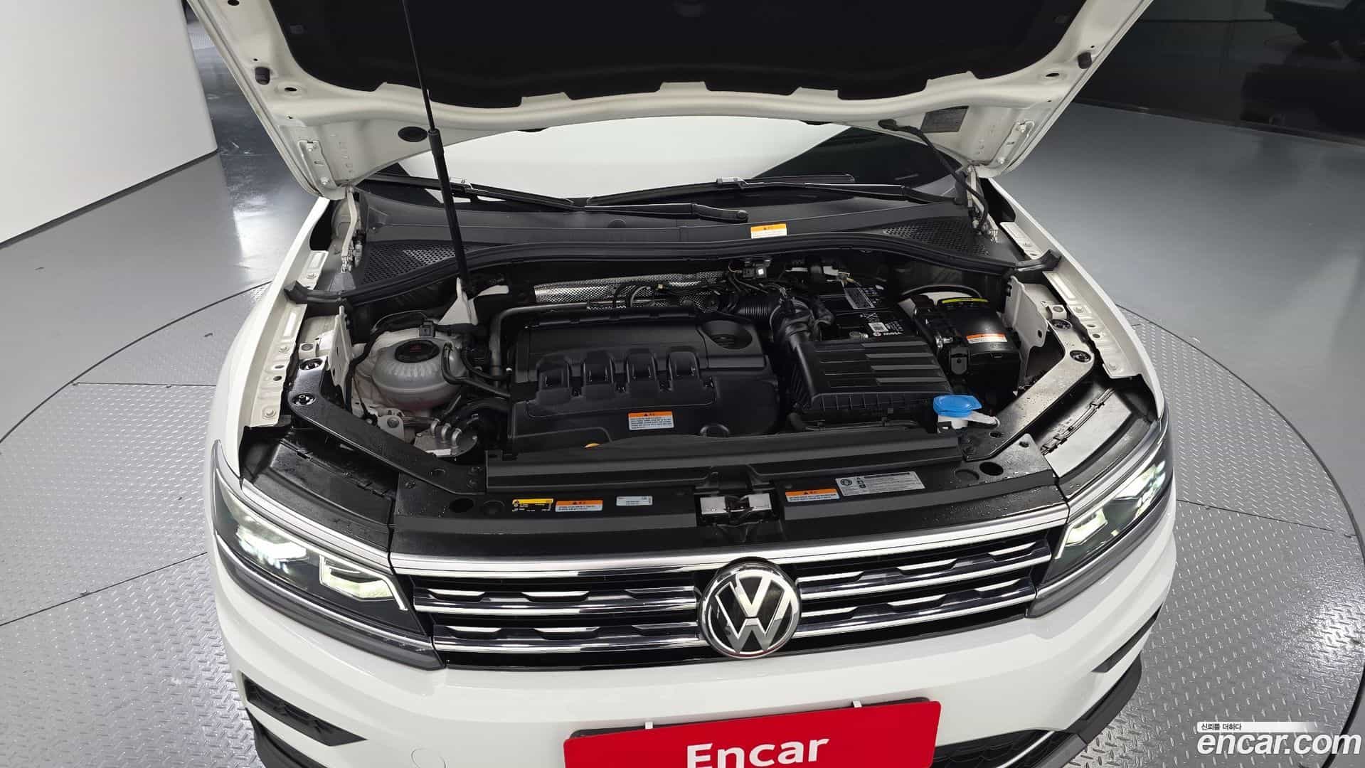 Tiguan Volkswagen 2020.0-OUTER-006