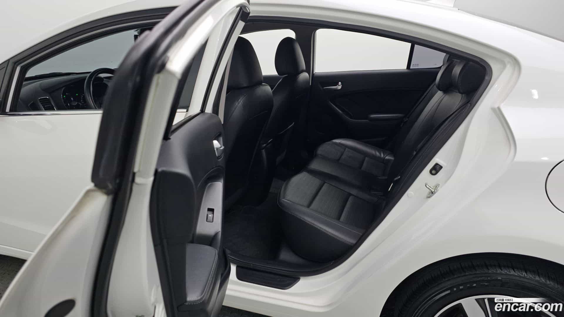 K3 Kia 2018.0-OPTION-016