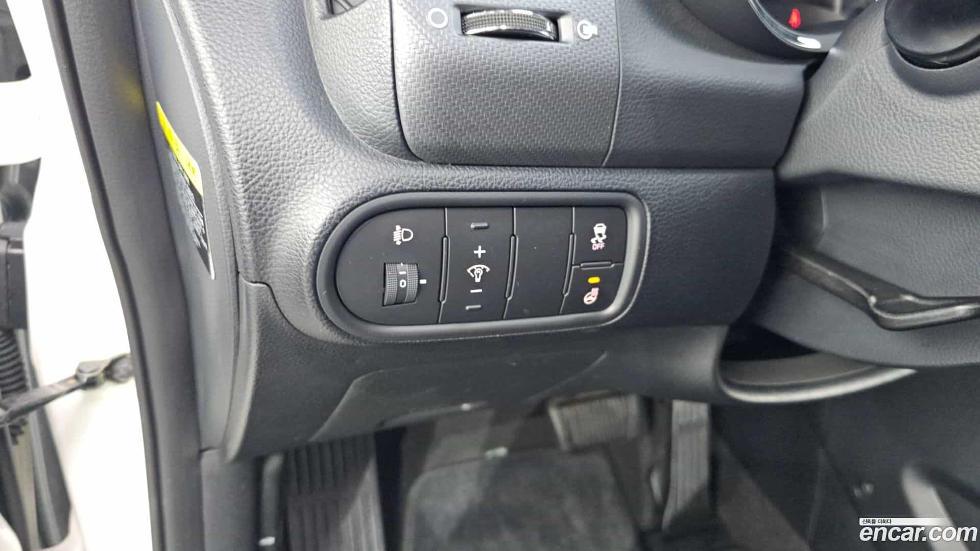 K3 Kia 2018.0-OPTION-021