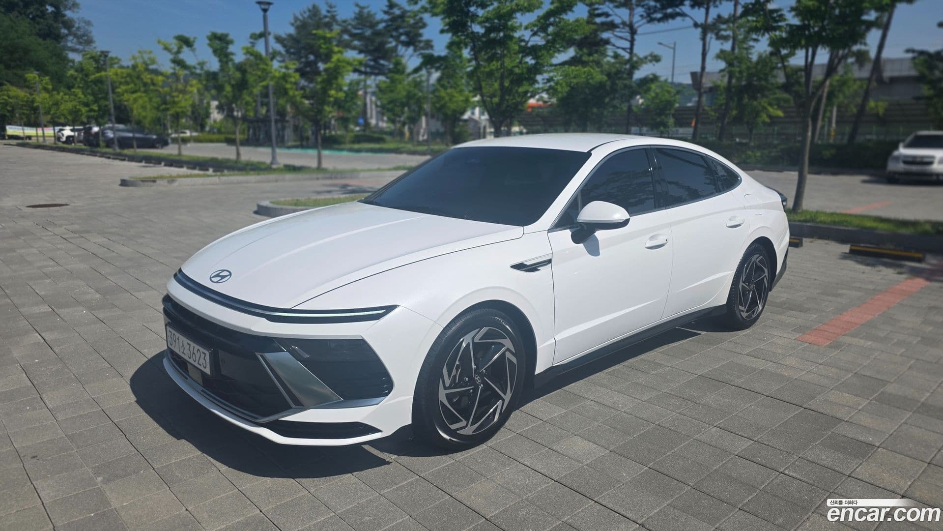 Main__Slider__Photo:Sonata Hyundai 2023.4-1