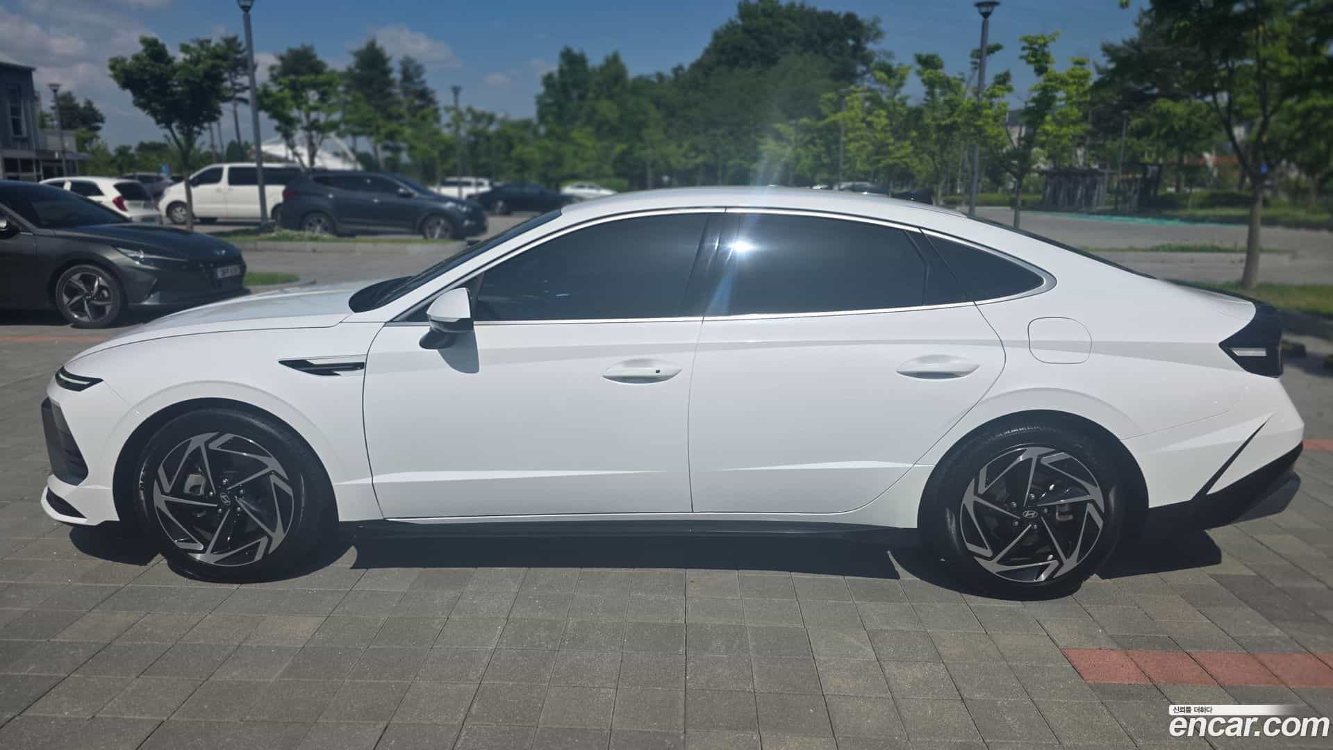 Sonata Hyundai 2023.4-OUTER-003