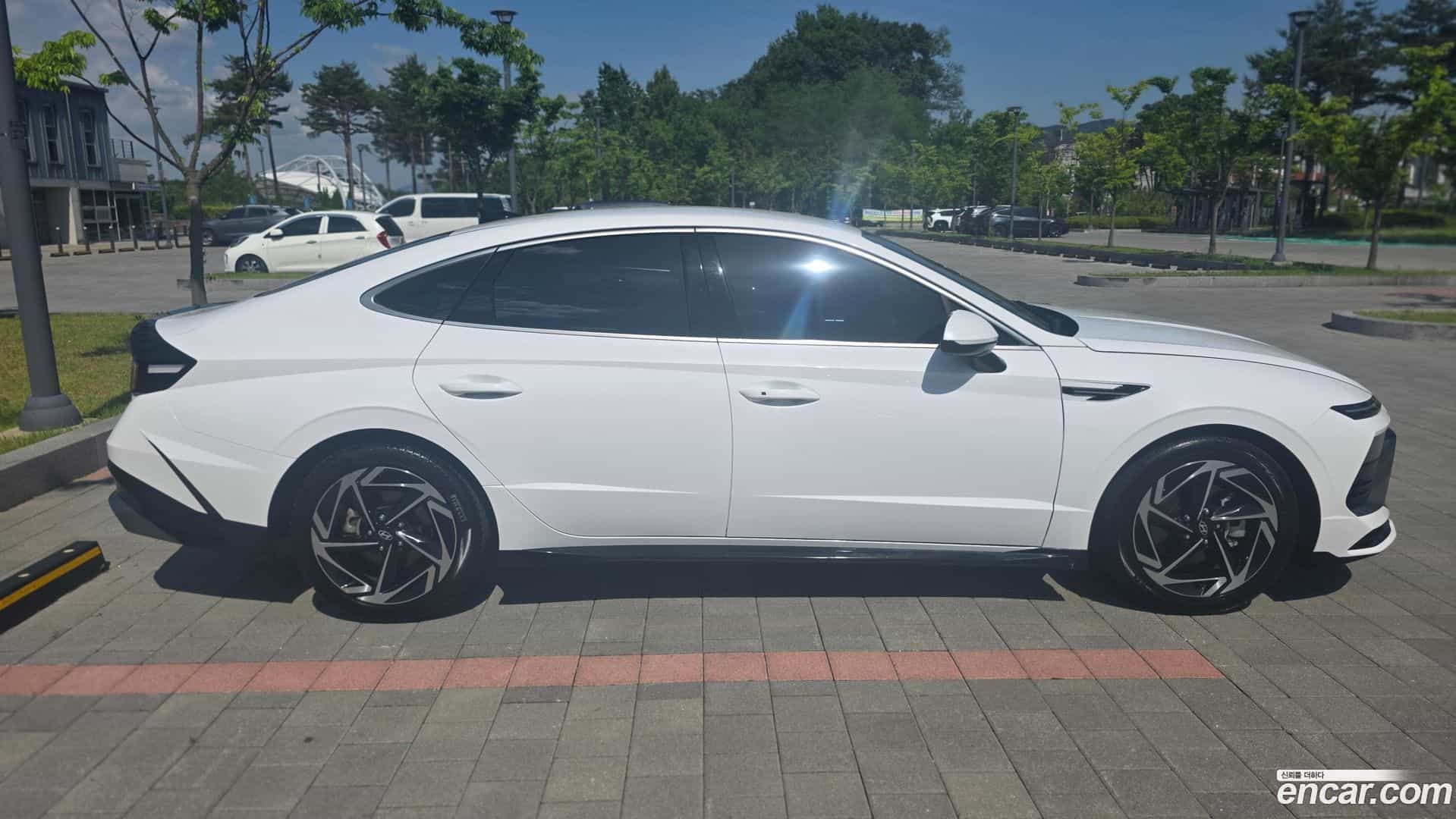 Sonata Hyundai 2023.4-INNER-008