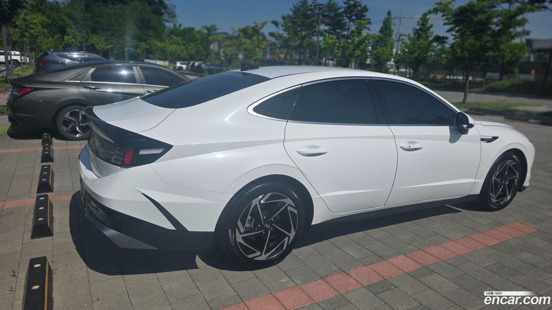Main__Slider__Photo:Sonata Hyundai 2023.4-8