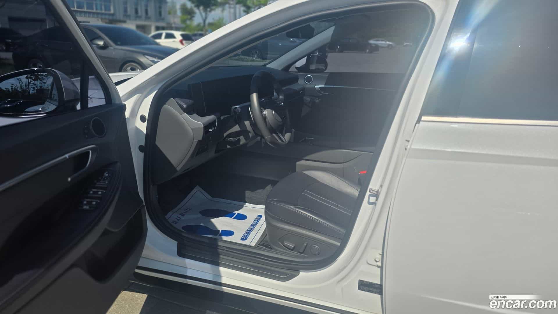 Sonata Hyundai 2023.4-INNER-010