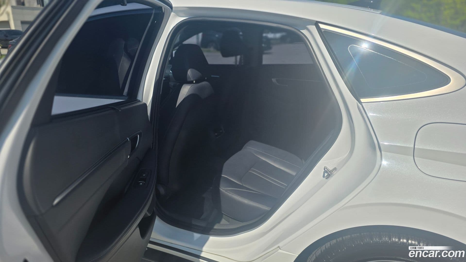 Main__Slider__Photo:Sonata Hyundai 2023.4-12