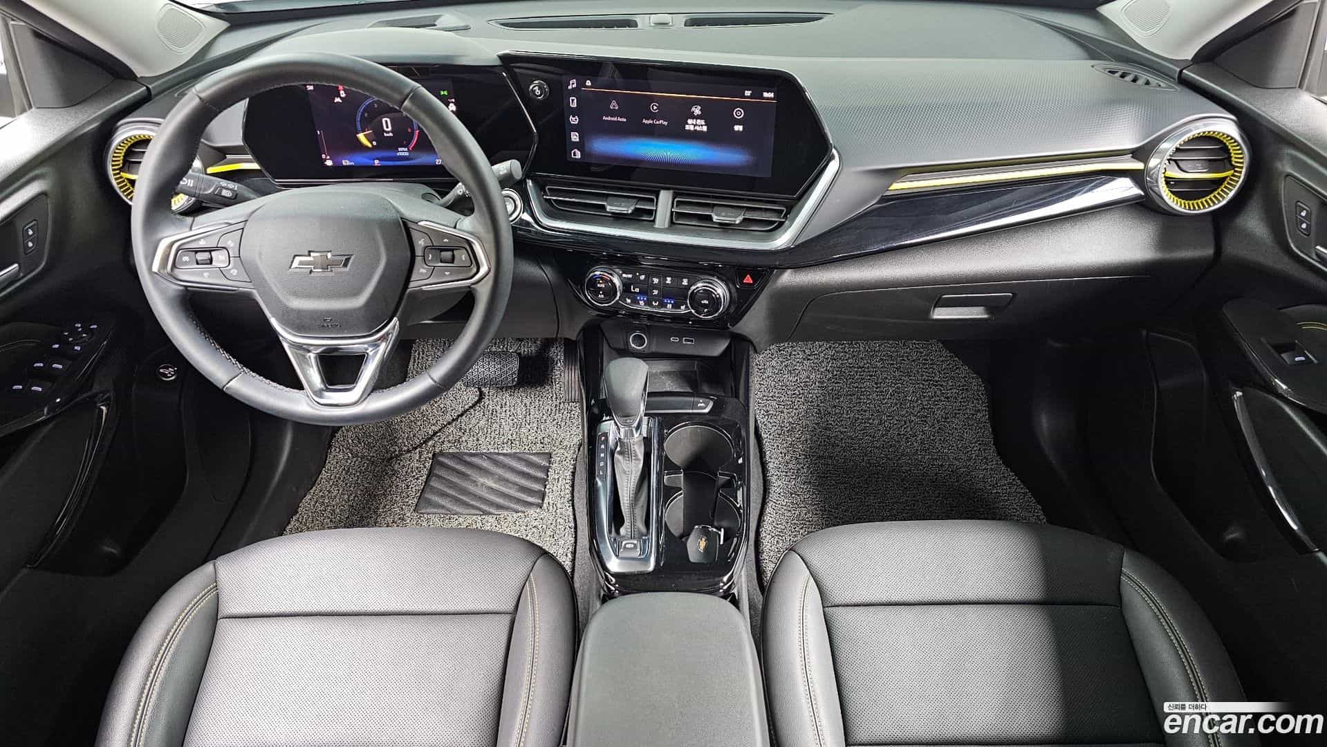 Trax Chevrolet 2023.3-INNER-007