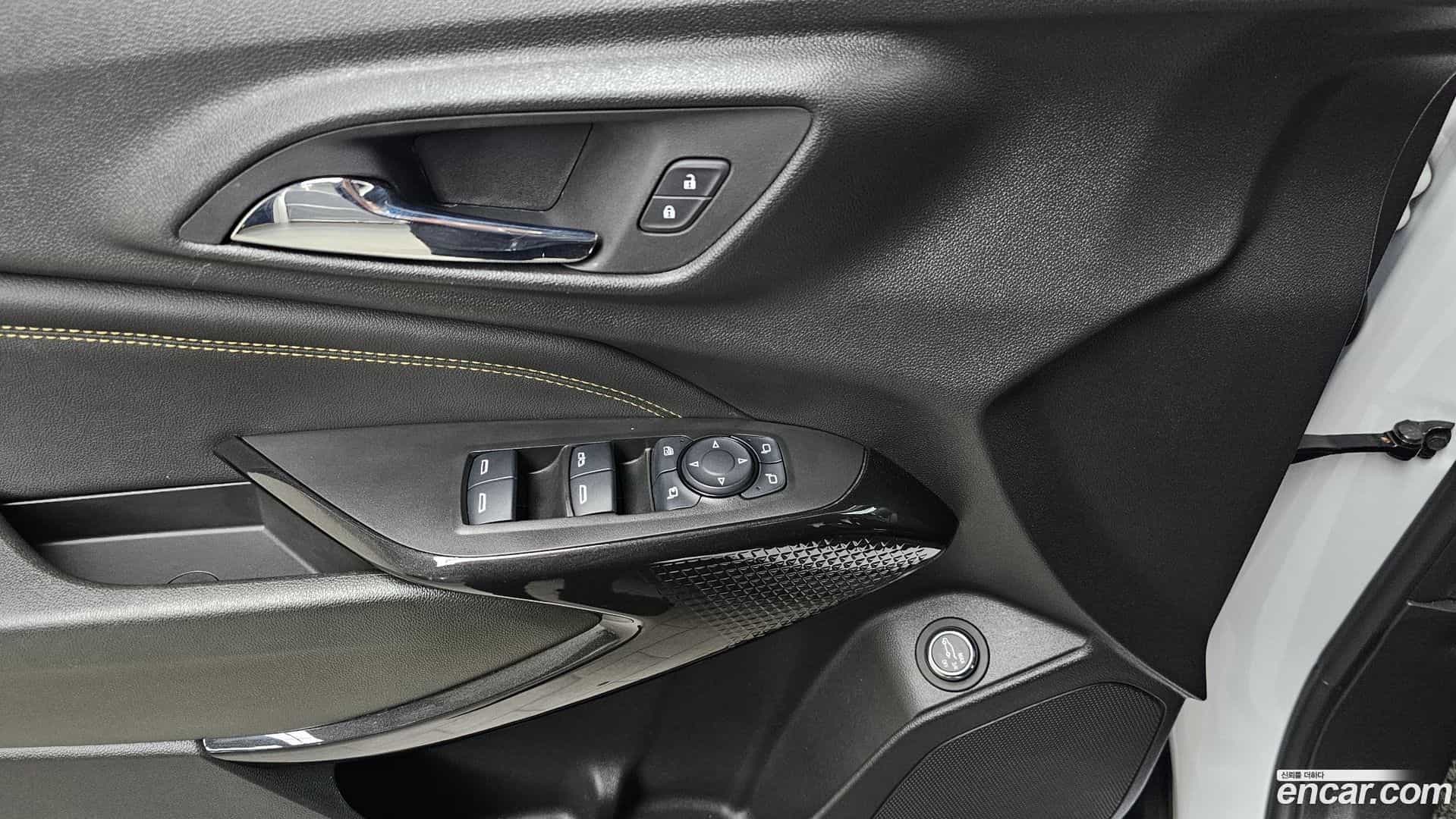 Trax Chevrolet 2023.3-OPTION-022