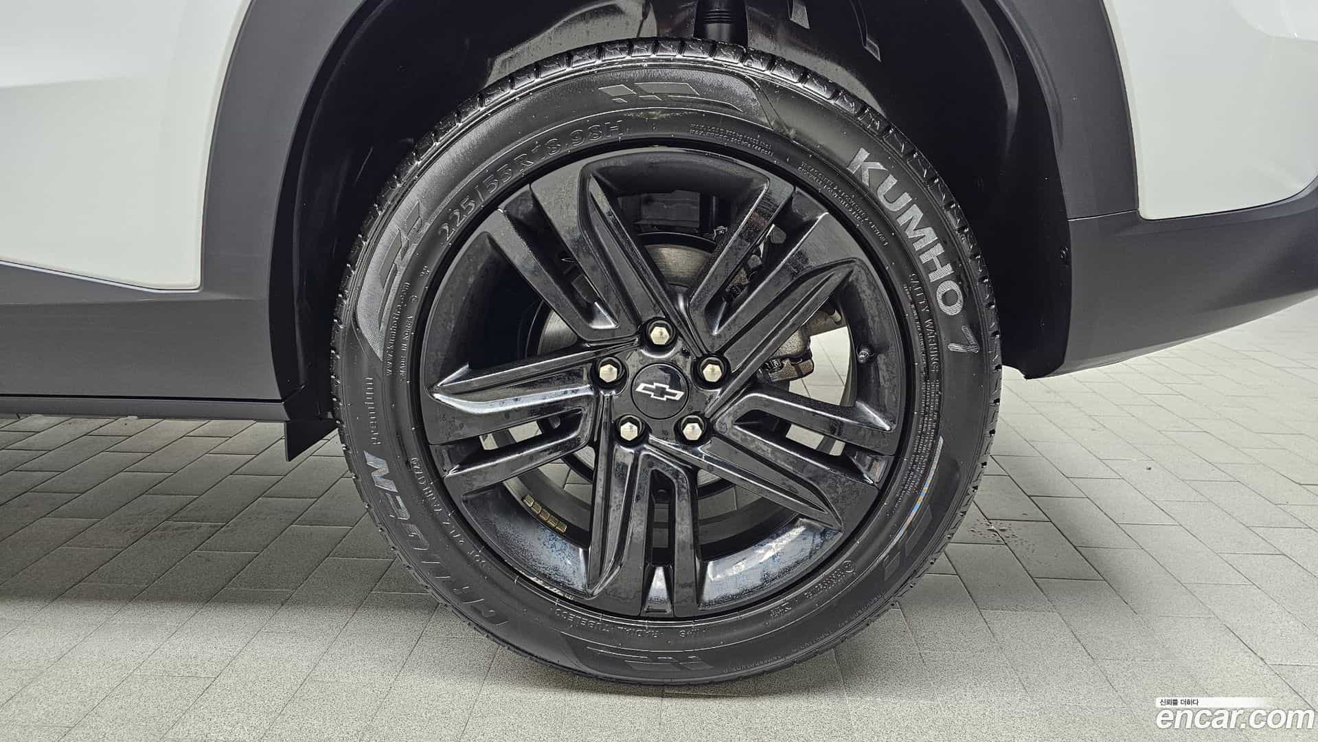 Trax Chevrolet 2023.3-OUTER-031