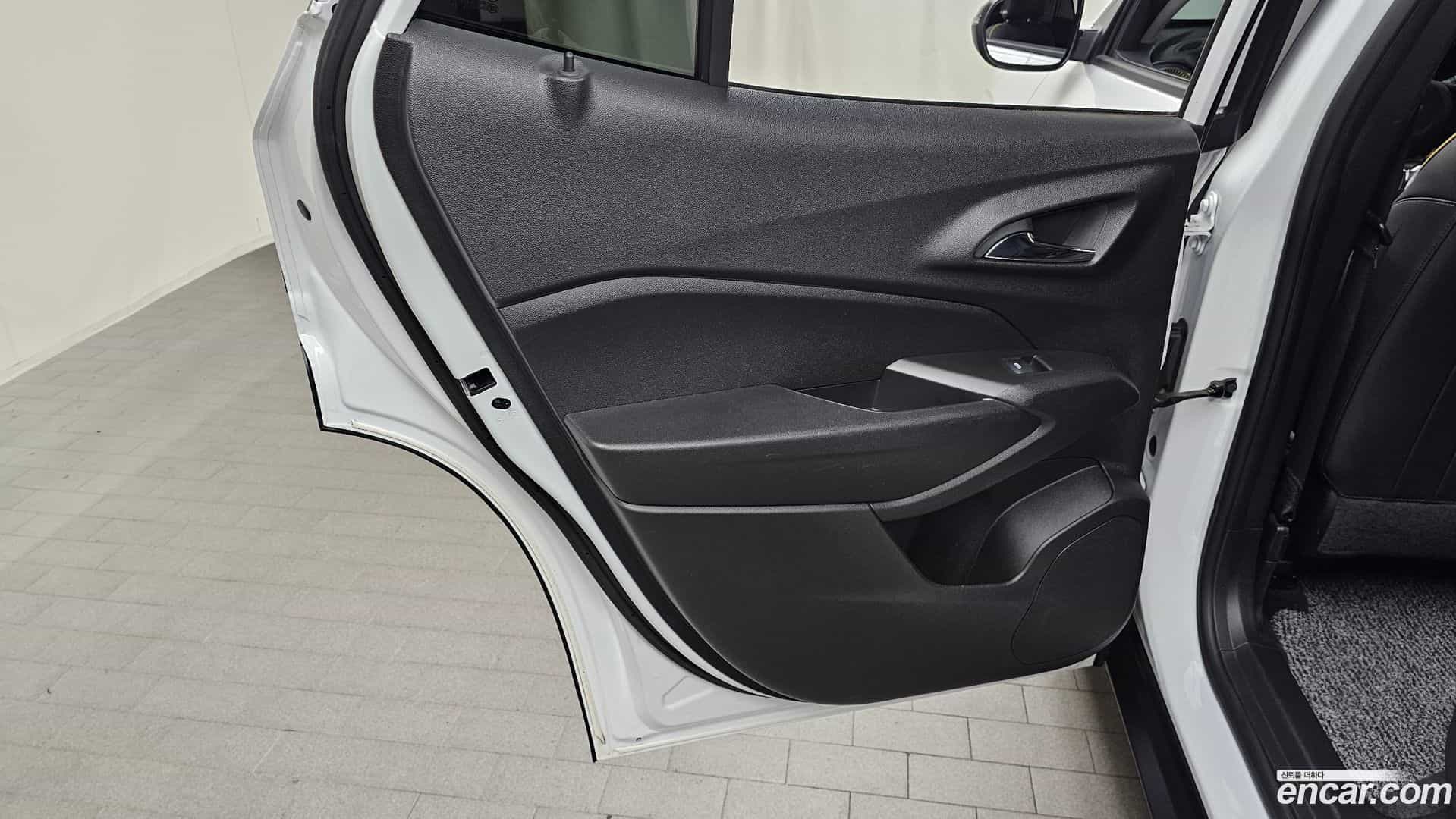 Trax Chevrolet 2023.3-INNER-035