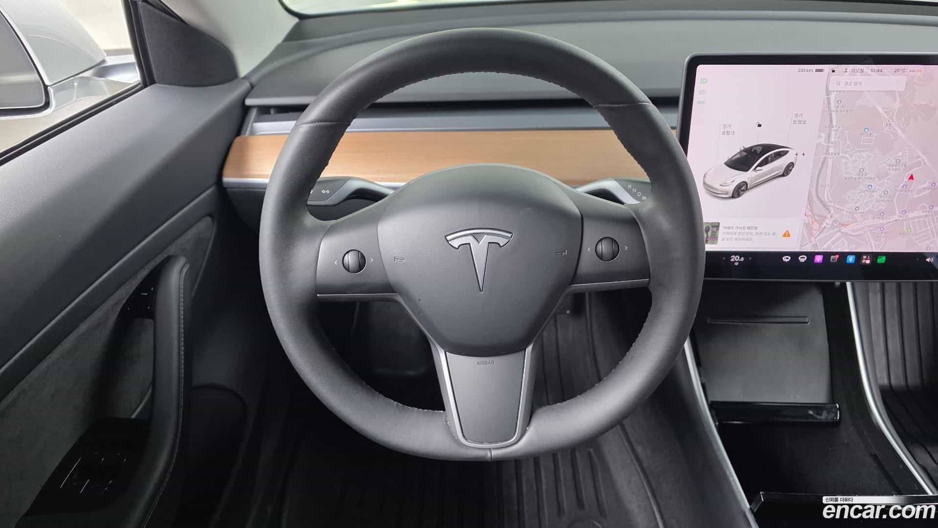 Model 3 Tesla 2020.1-OPTION-017