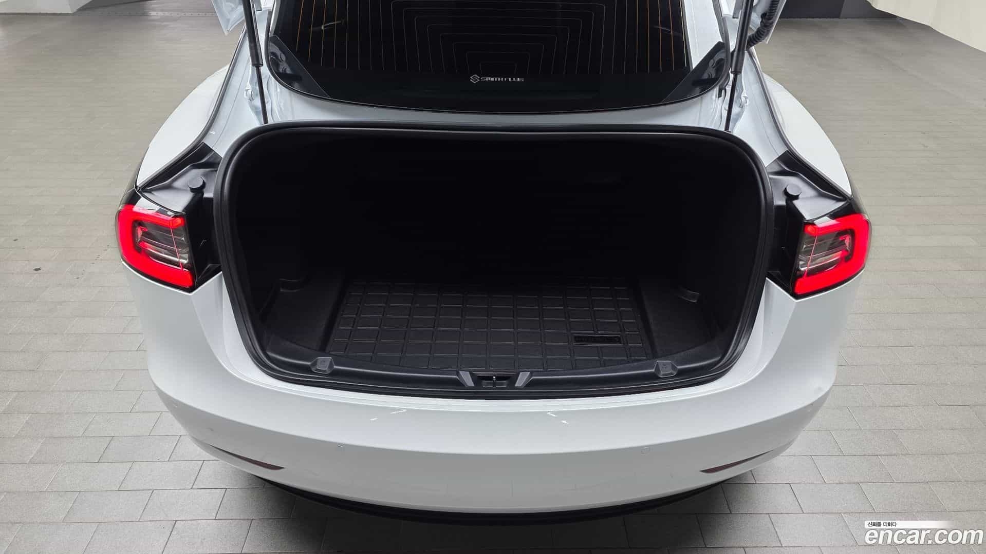 Model 3 Tesla 2020.1-OPTION-024