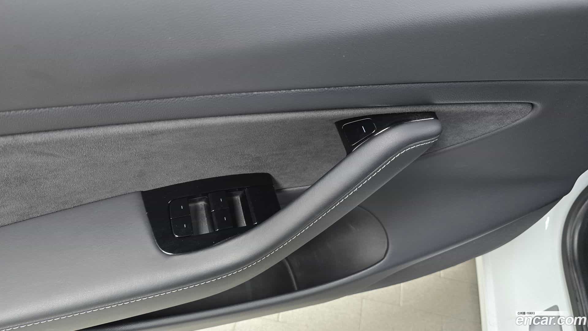 Model 3 Tesla 2020.10-OPTION-041
