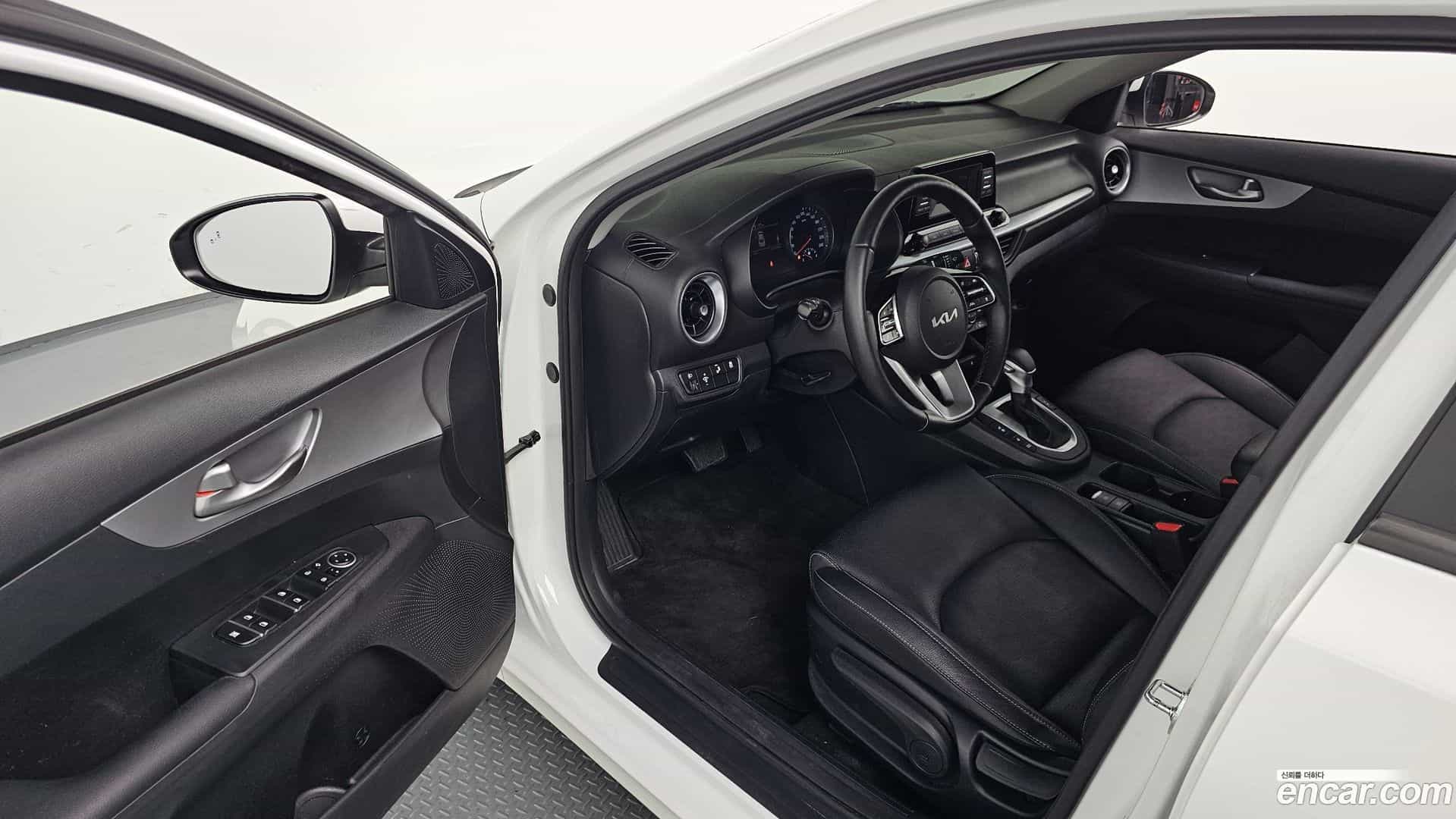 K3 Kia 2021.5-INNER-010