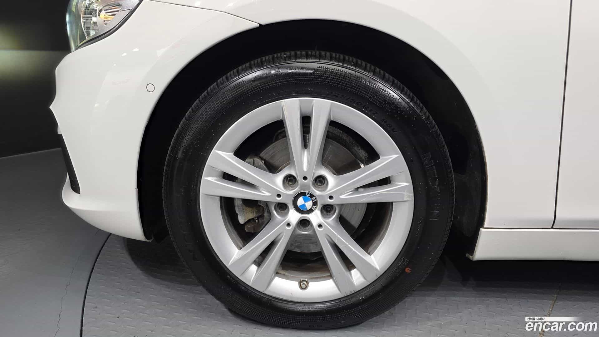 2-Series BMW 2017.6-OUTER-005