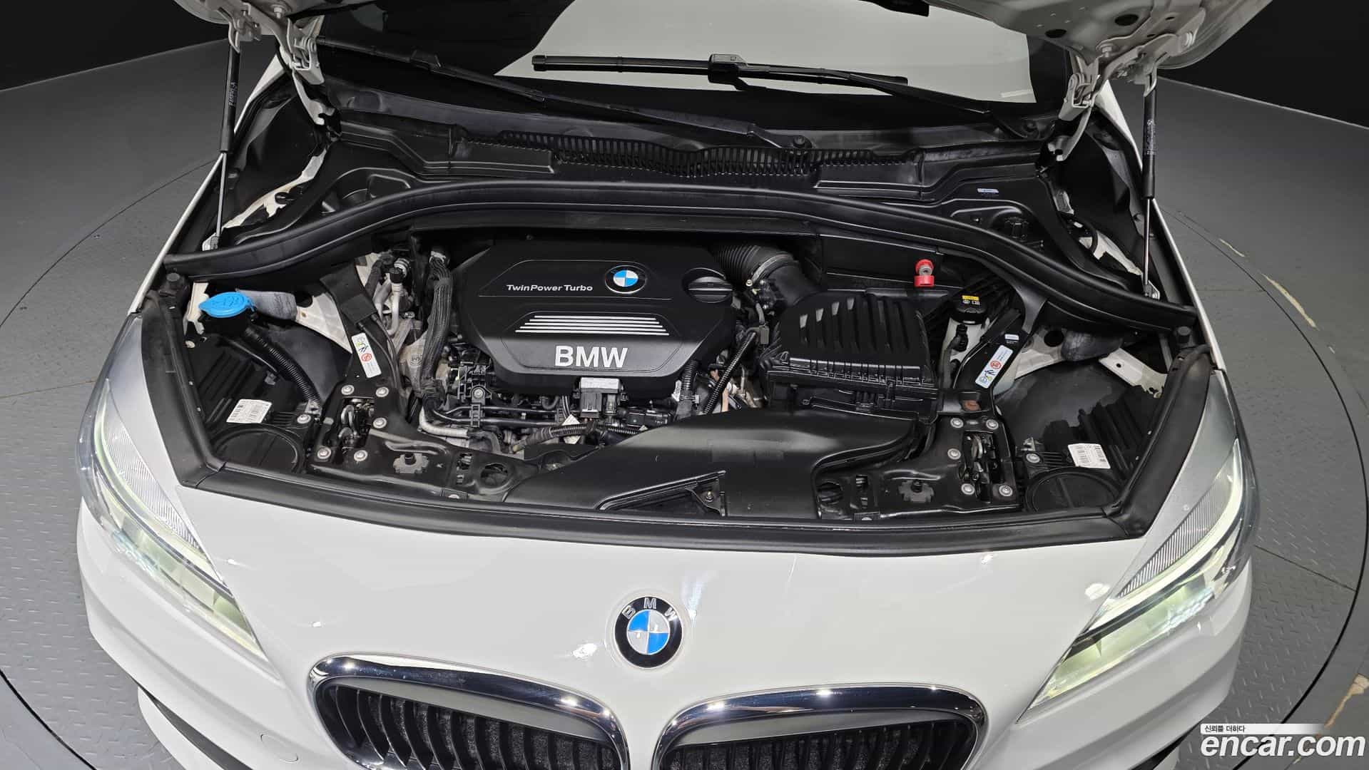 2-Series BMW 2017.6-OUTER-006