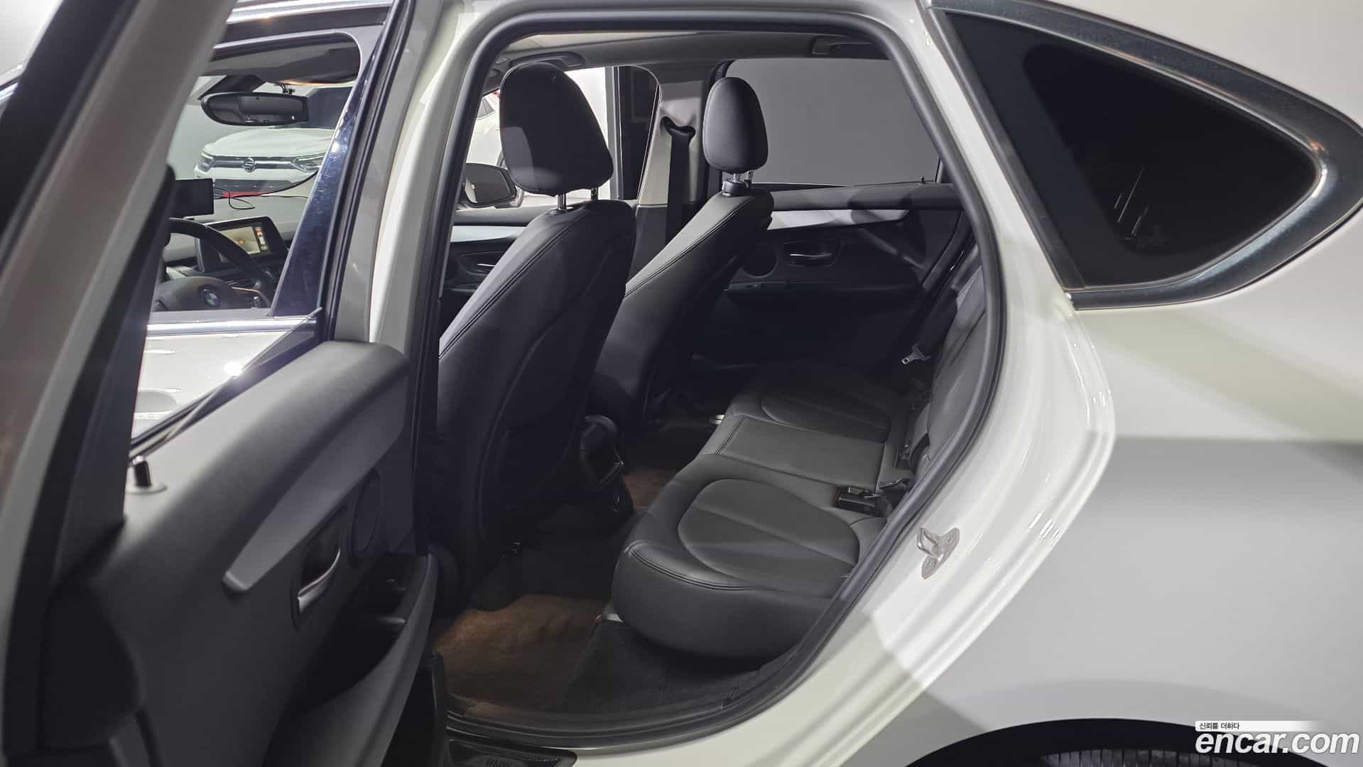 2-Series BMW 2017.6-OPTION-015