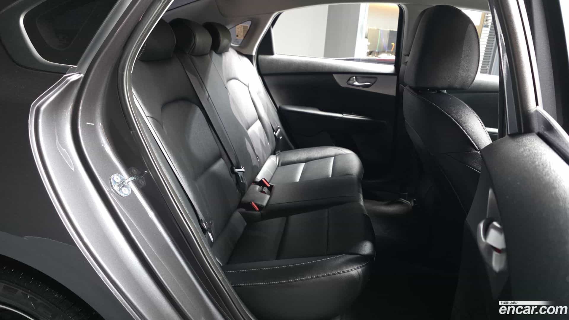 K3 Kia 2022.7-OPTION-016