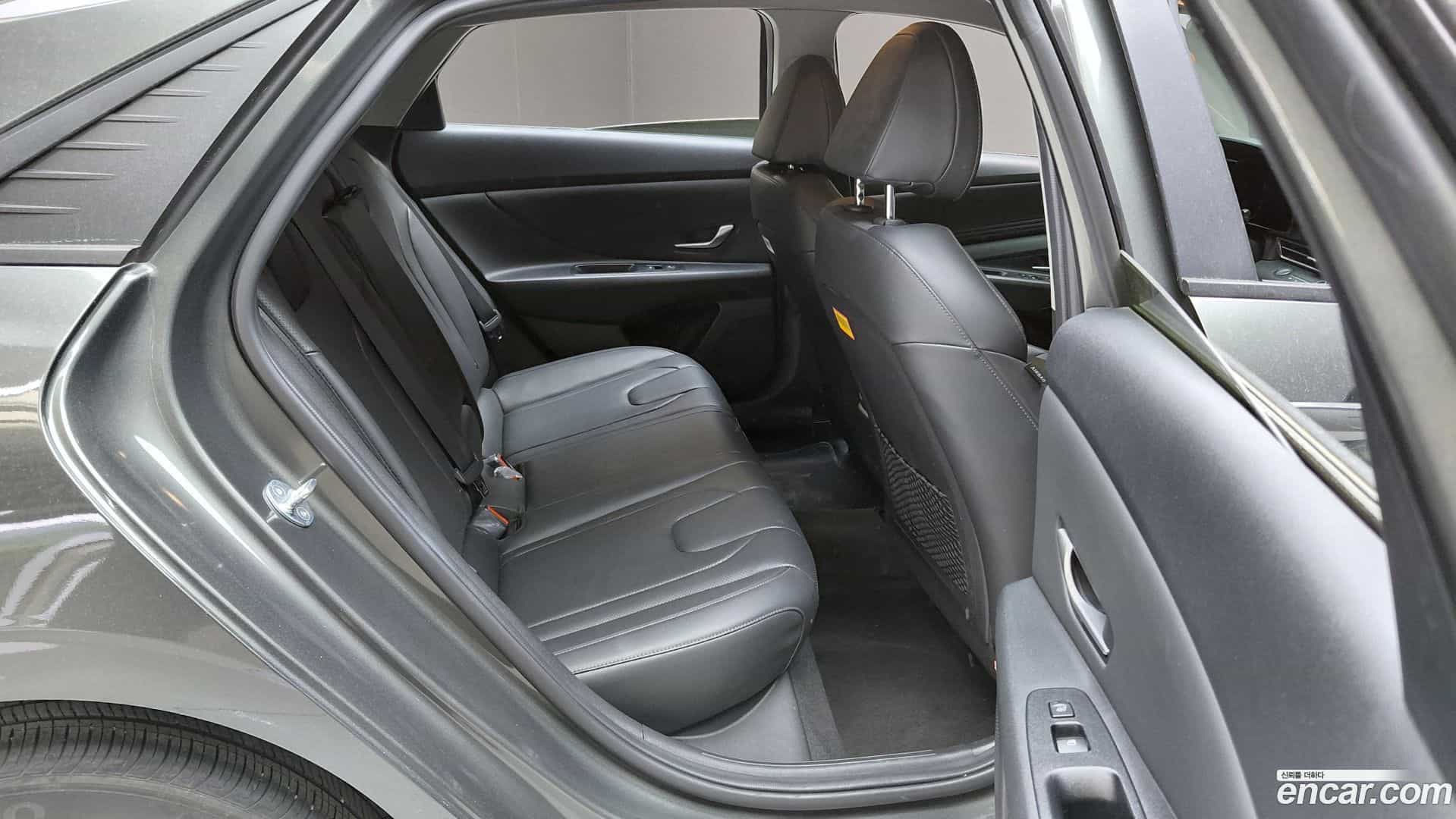AVANTE Hyundai 2023.0-OPTION-015