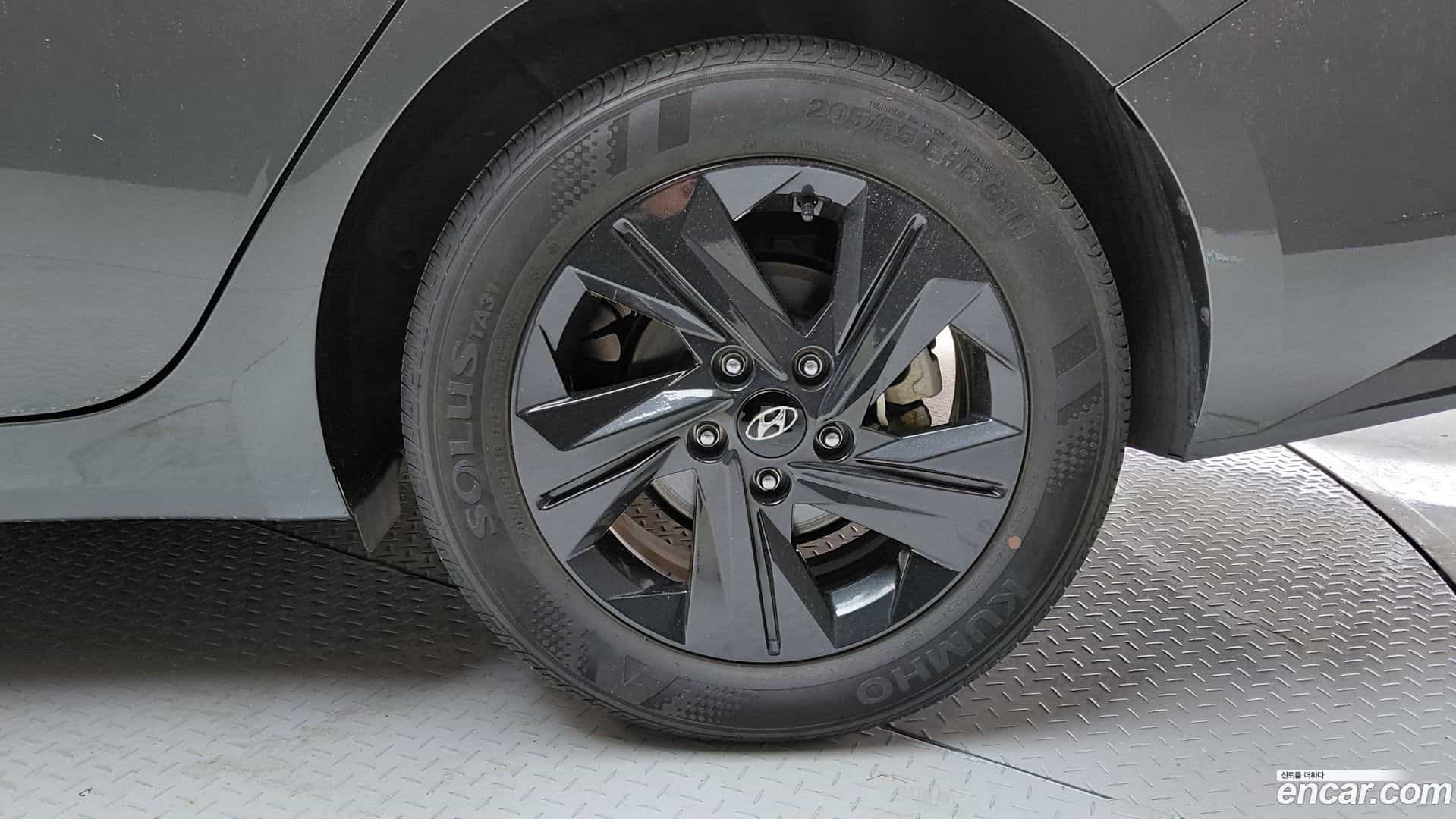 AVANTE Hyundai 2023.0-OUTER-031