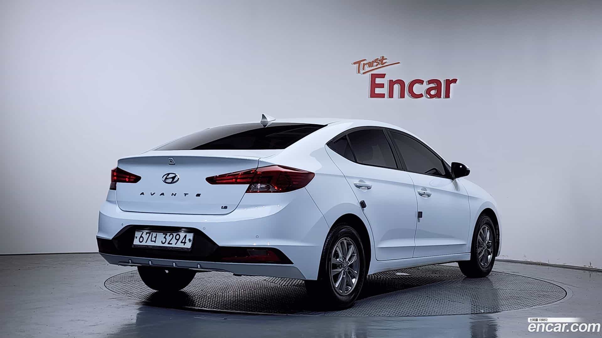 AVANTE Hyundai 2019.3-OUTER-002