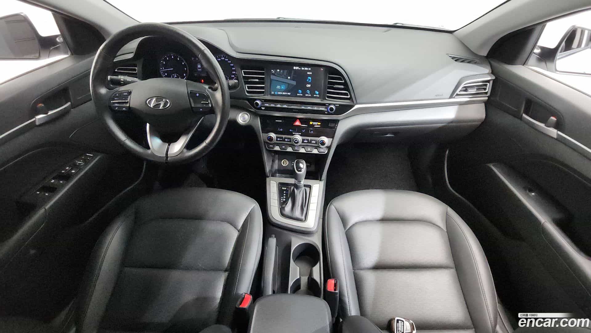AVANTE Hyundai 2019.3-INNER-007
