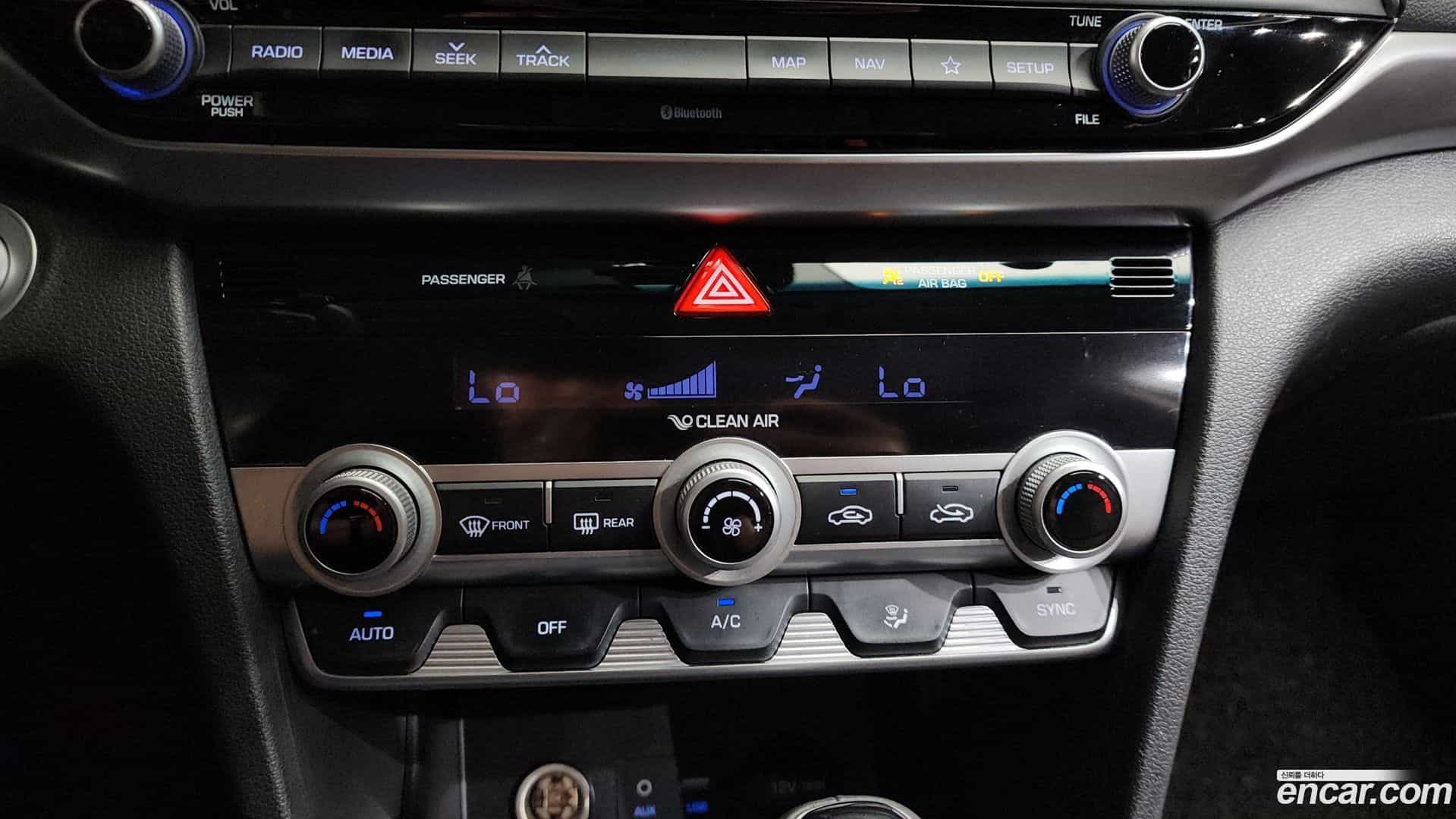 AVANTE Hyundai 2019.3-OPTION-044