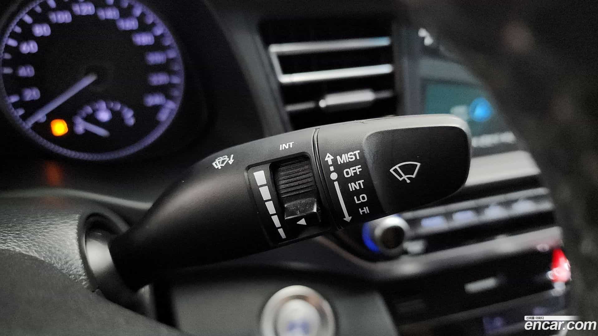 AVANTE Hyundai 2019.3-OPTION-047