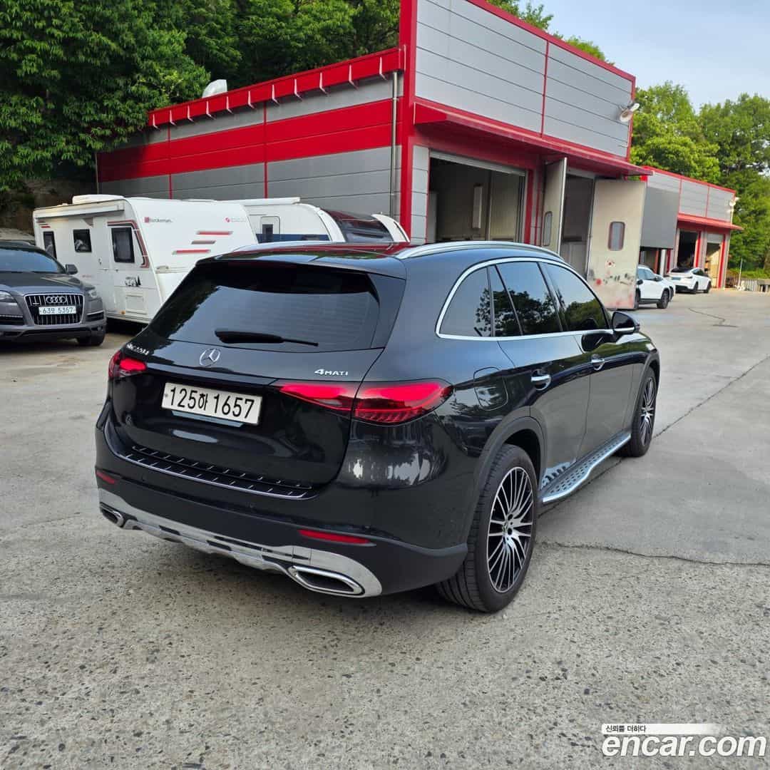 GLC-Class Mercedes-Benz 2023.6-OUTER-006