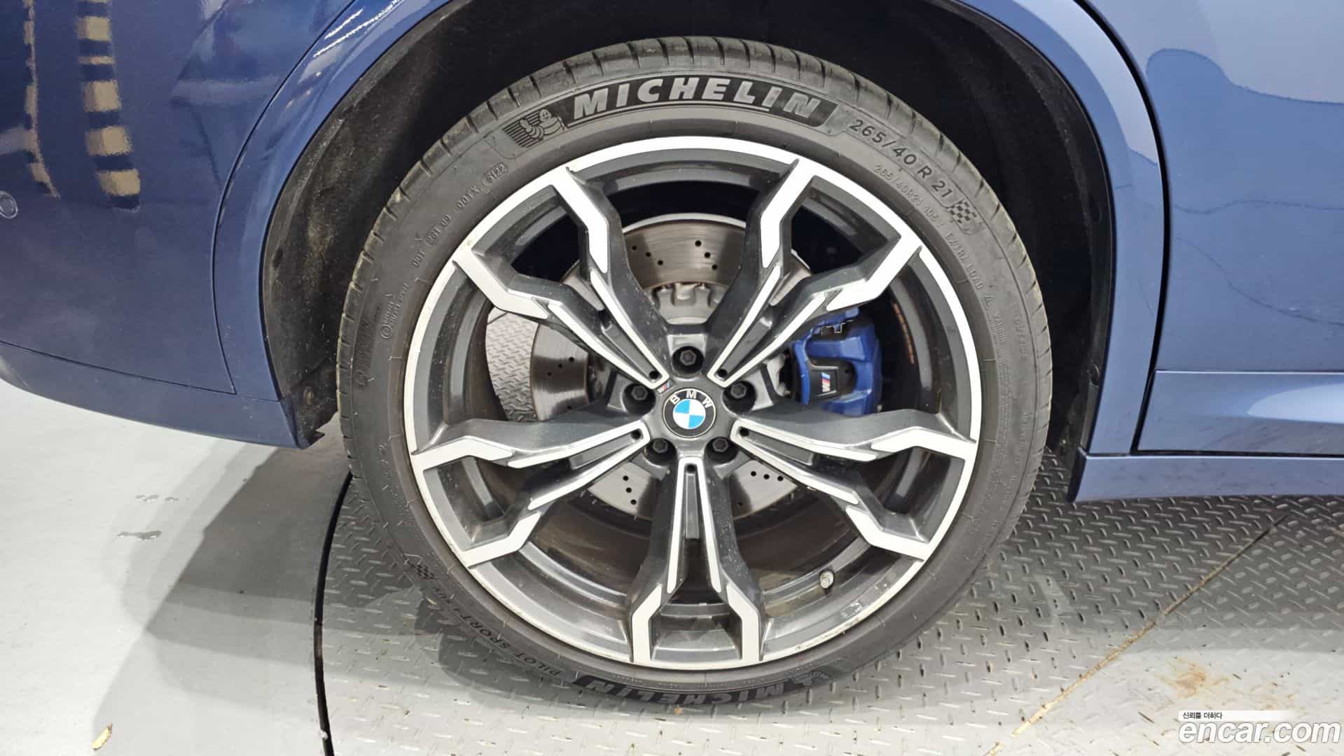 X4M BMW 2020.3-OUTER-005