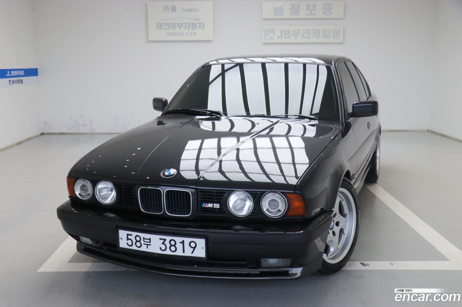 Main__Slider__Photo:M5 BMW 1989.11-0