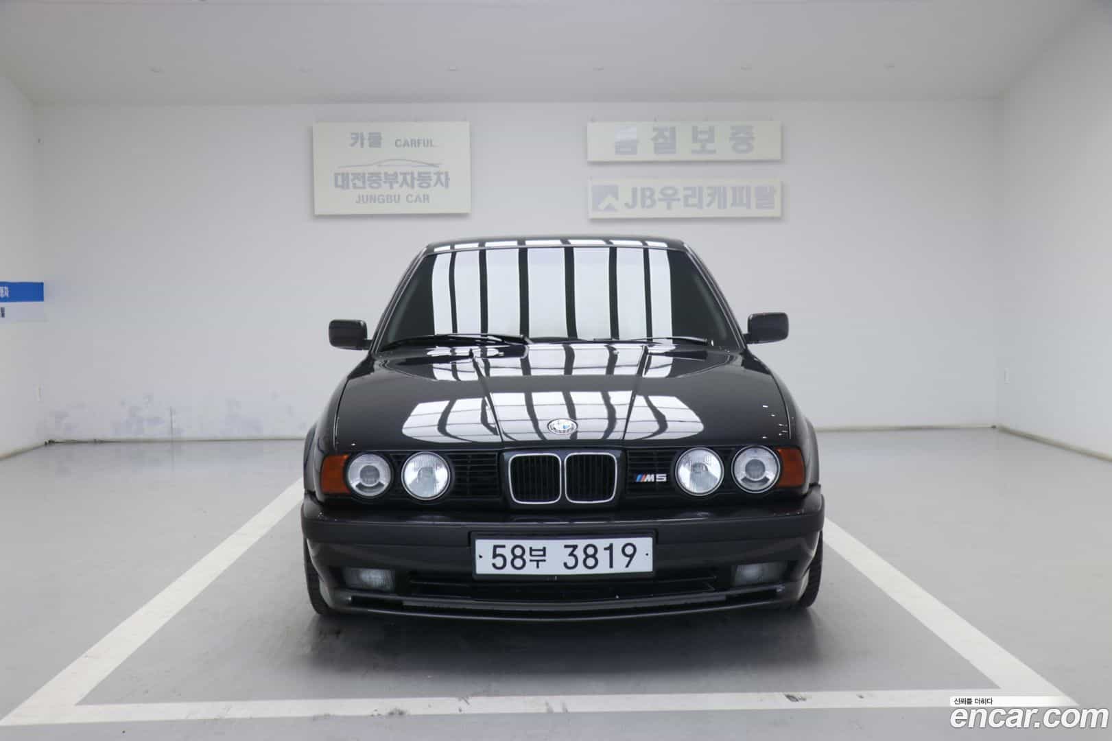 M5 BMW 1989.11-OUTER-003