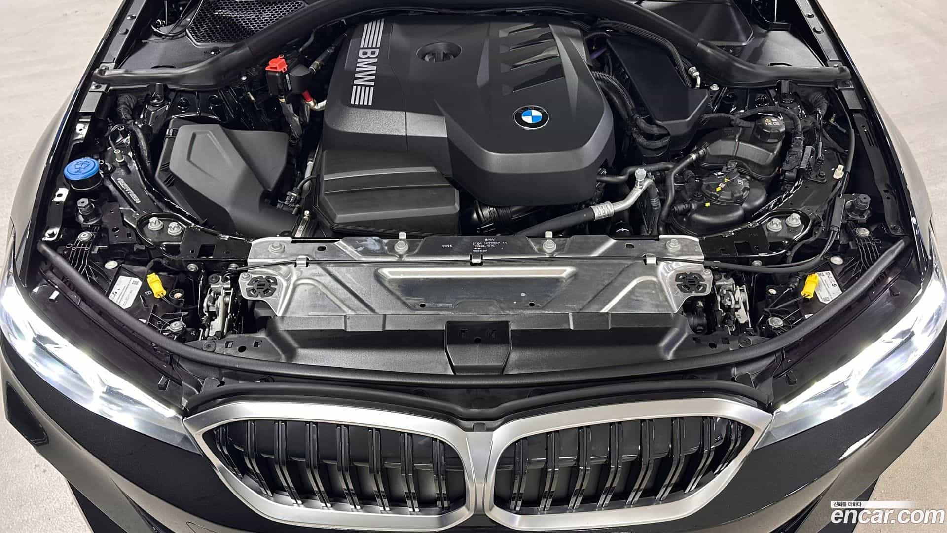 3-Series BMW 2025.8-OUTER-006