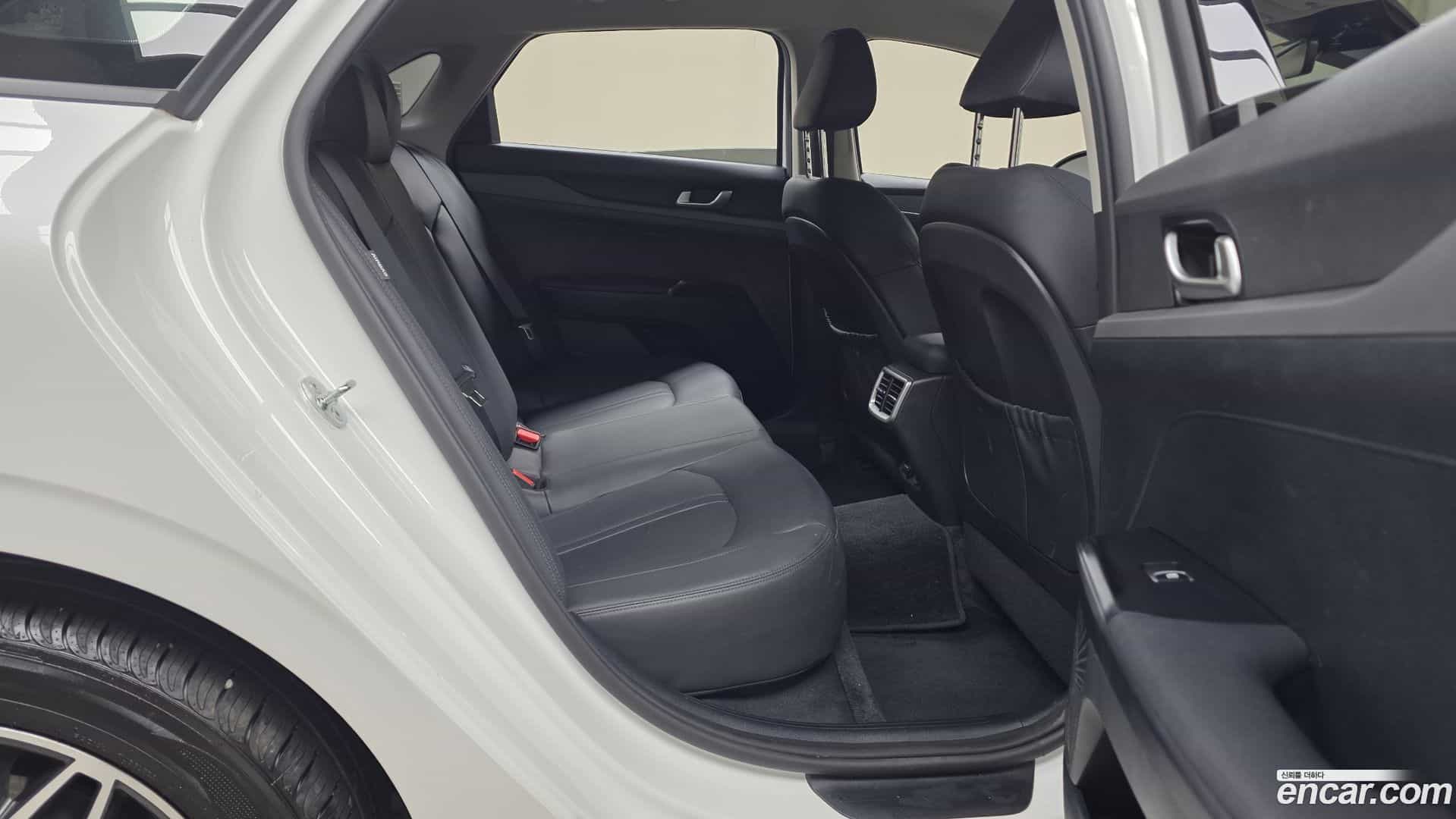 K5 Kia 2023.6-OPTION-015