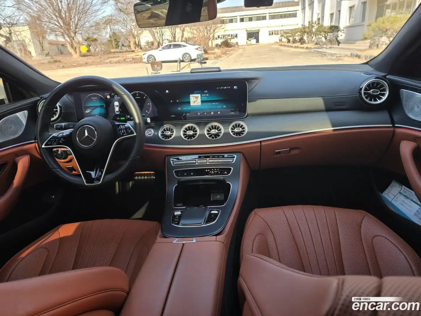 CLS-Class Mercedes-Benz 2023.8-INNER-009