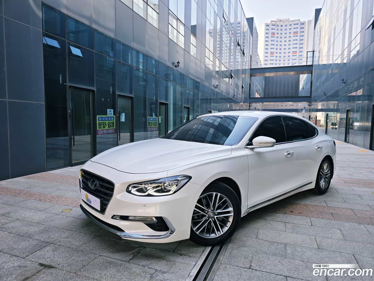 Grandeur Hyundai 2019.7-OUTER-002