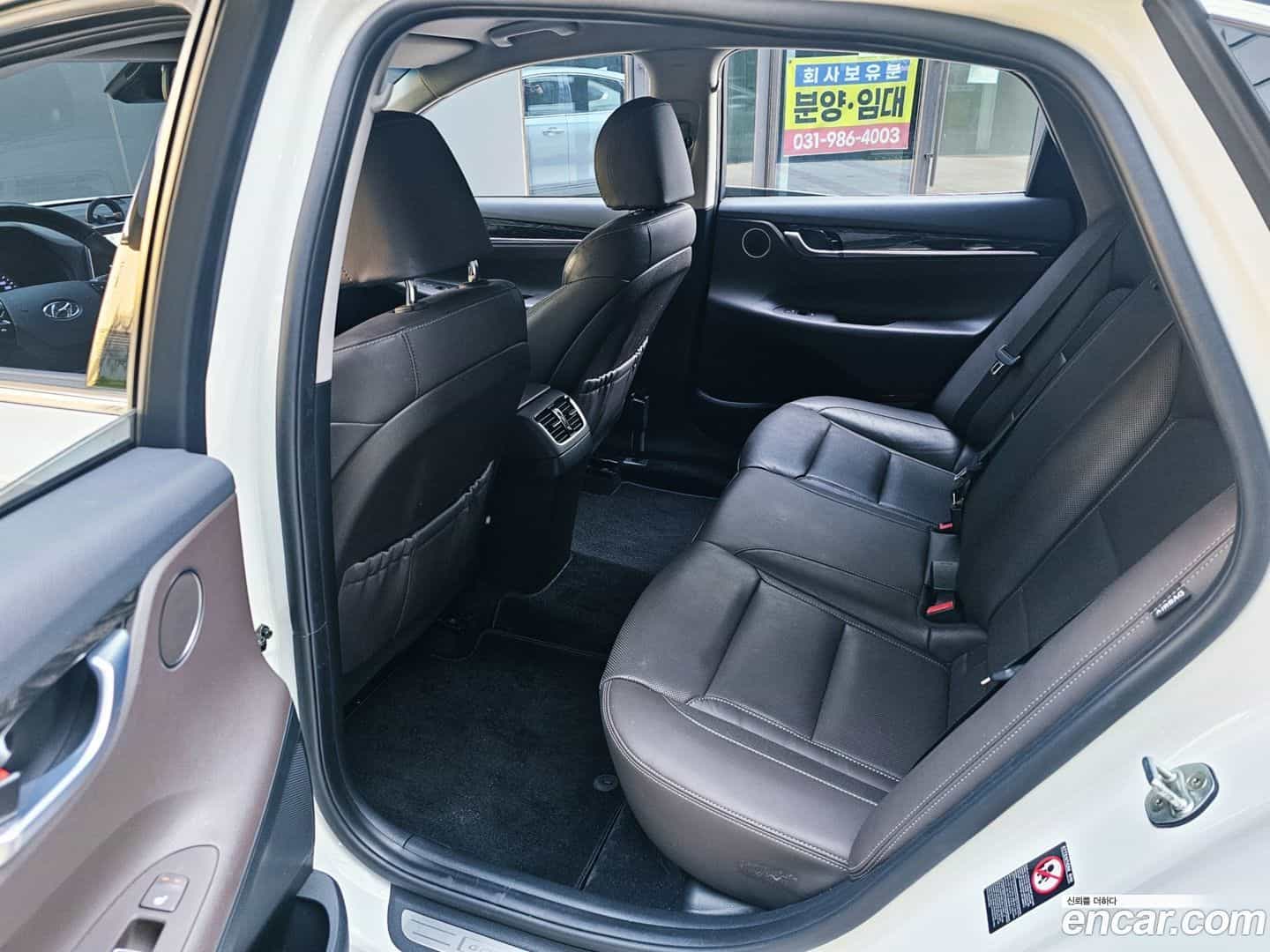 Grandeur Hyundai 2019.7-OPTION-021