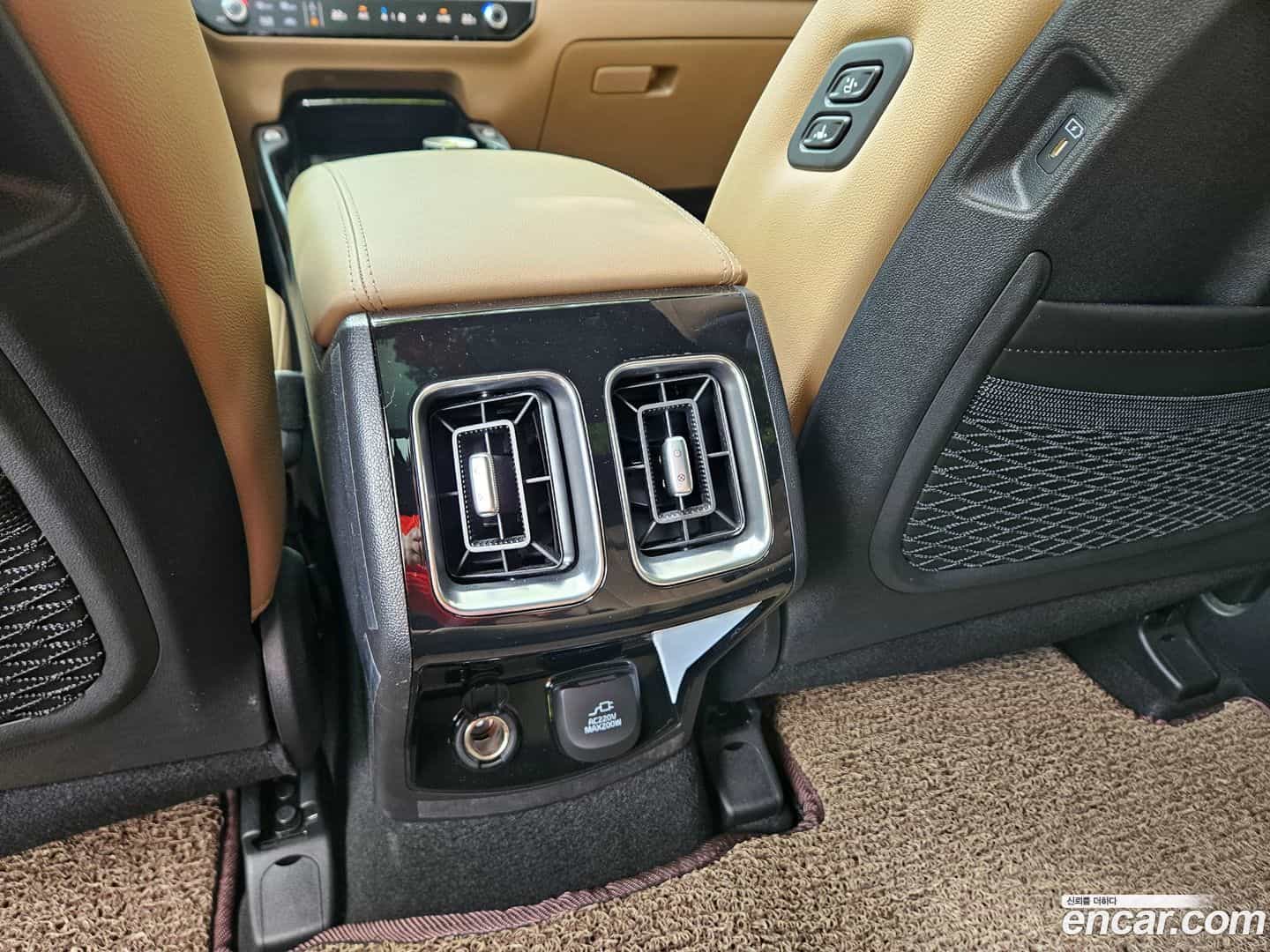 Sorento Kia 2024.2-INNER-008